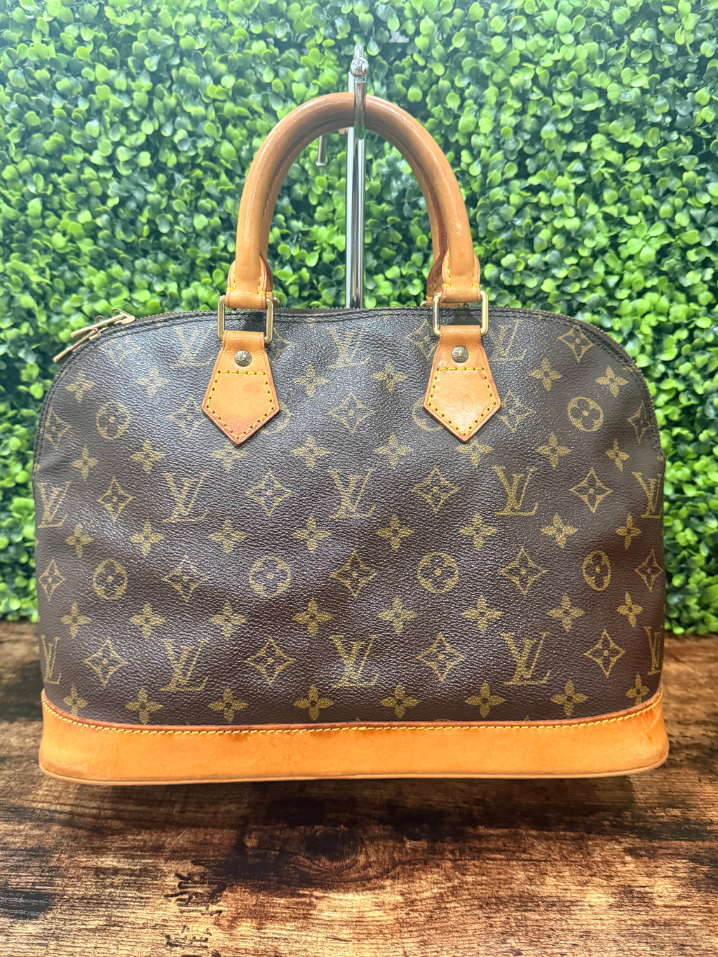 Louis Vuitton Alma PM Monogram