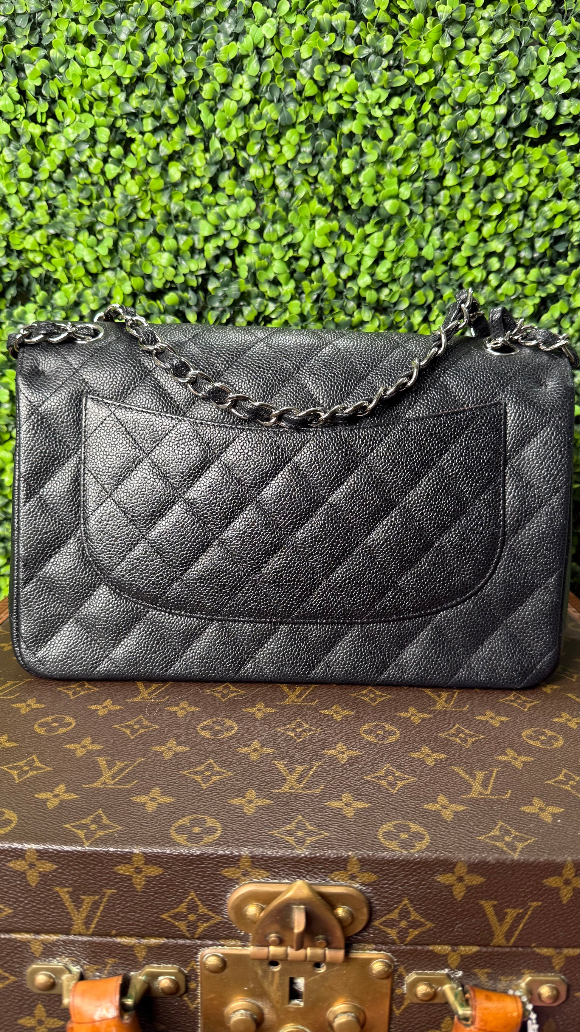 Chanel Jumbo Classic Double Flap