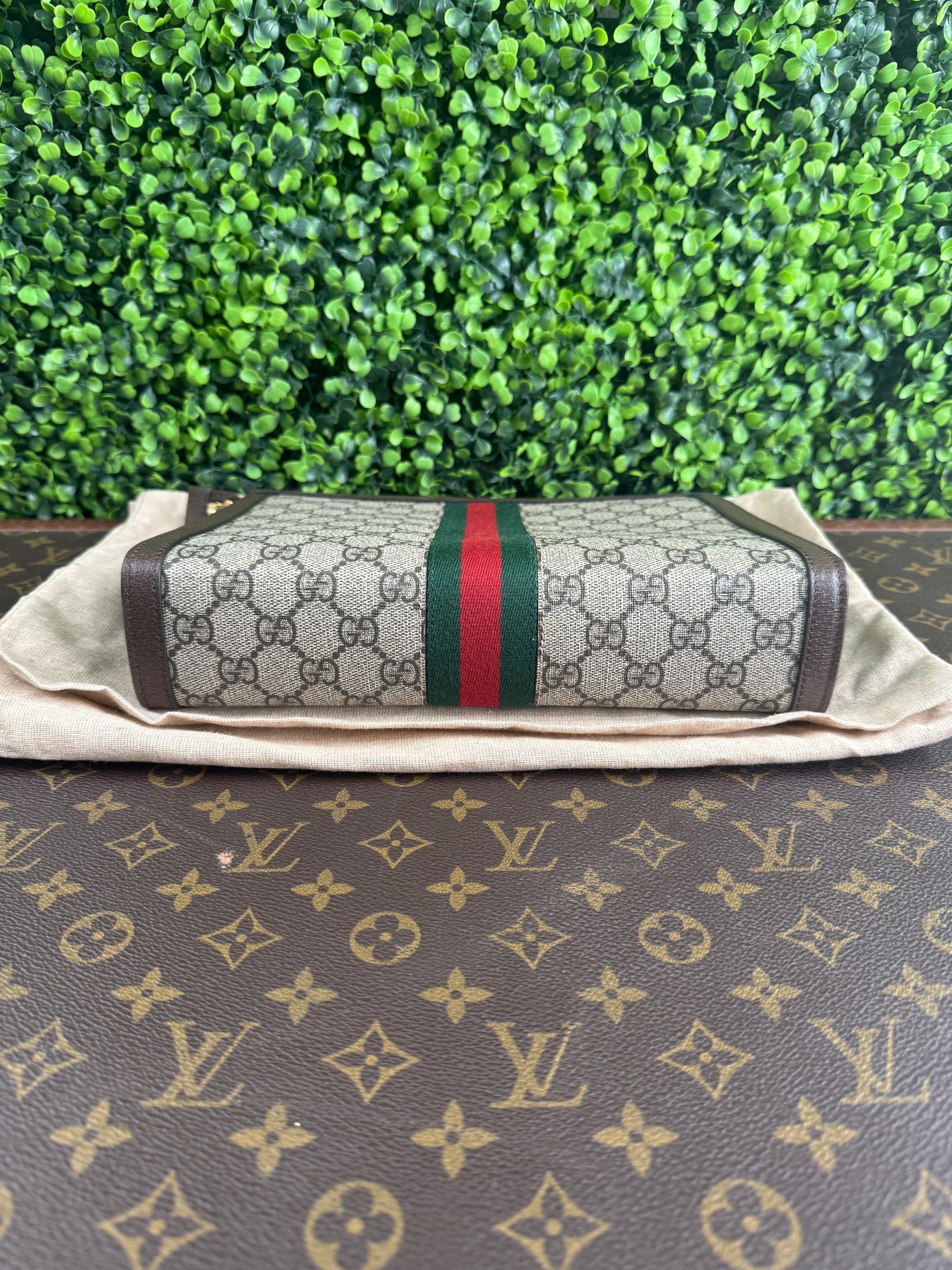 Gucci Ophidia GG Supreme Canvas Pouch New