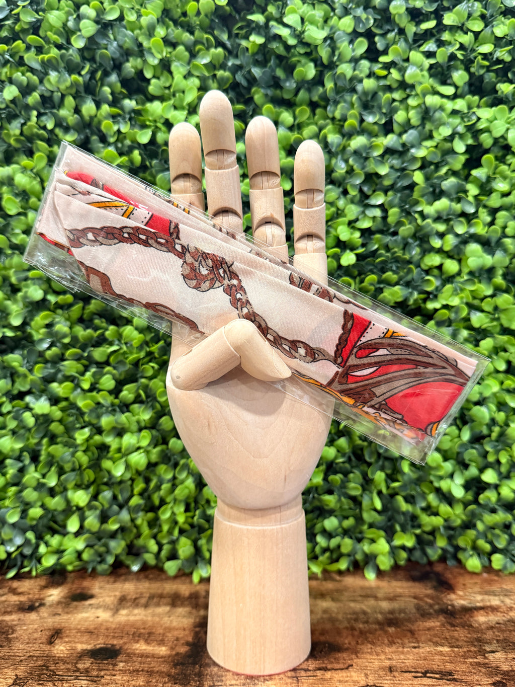 No-Brand Red/Beige Bandana
