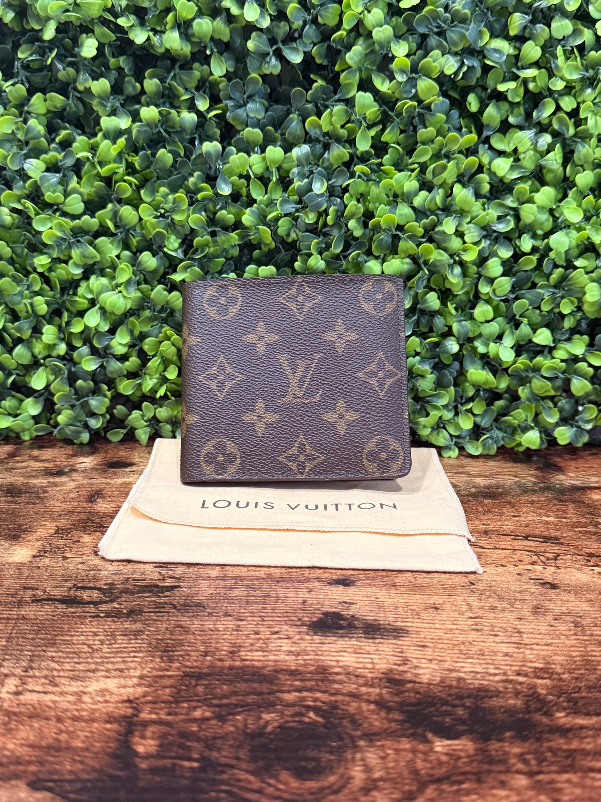 Louis Vuitton Marco Wallet Monogram