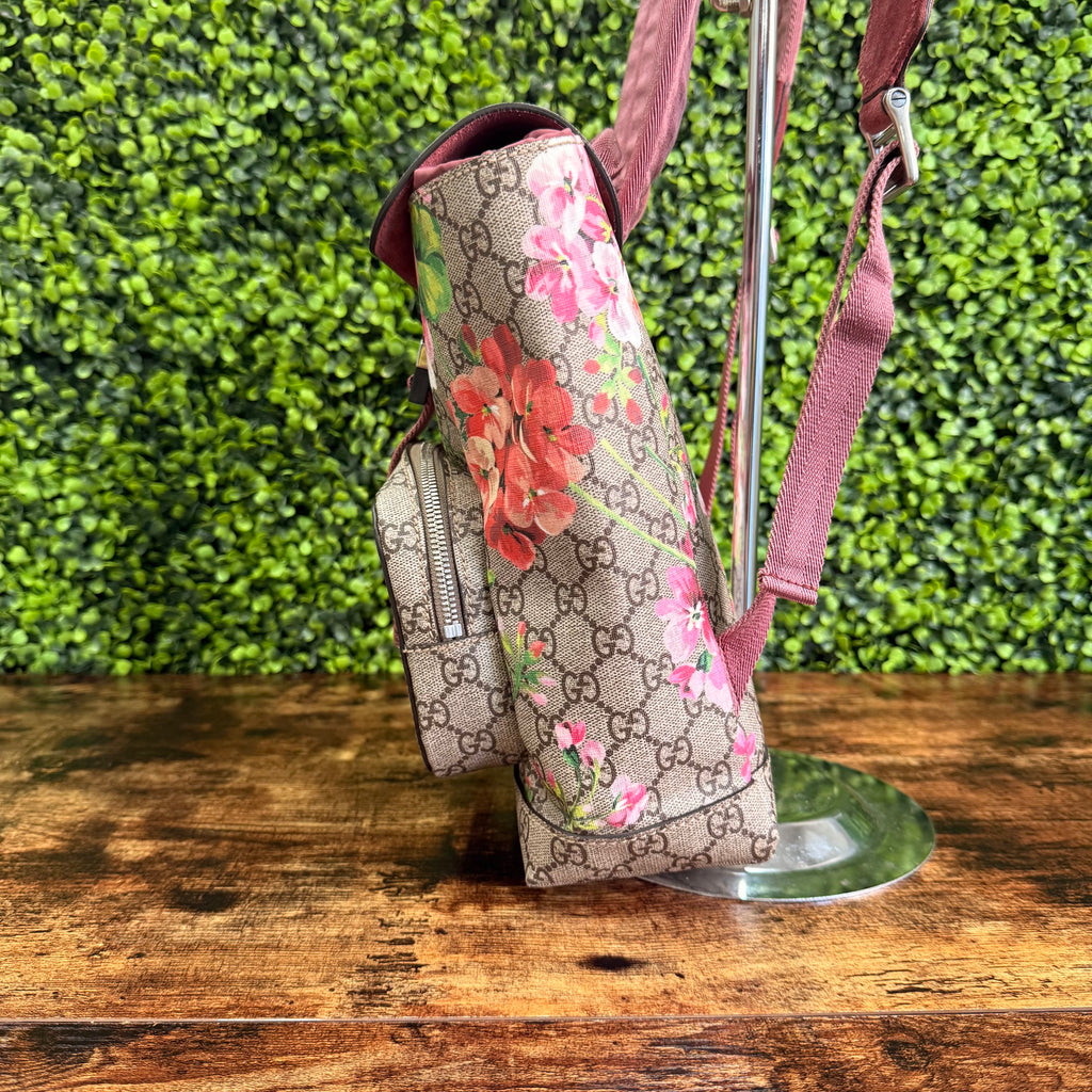 Gucci GG Supreme Canvas Bloom Backpack