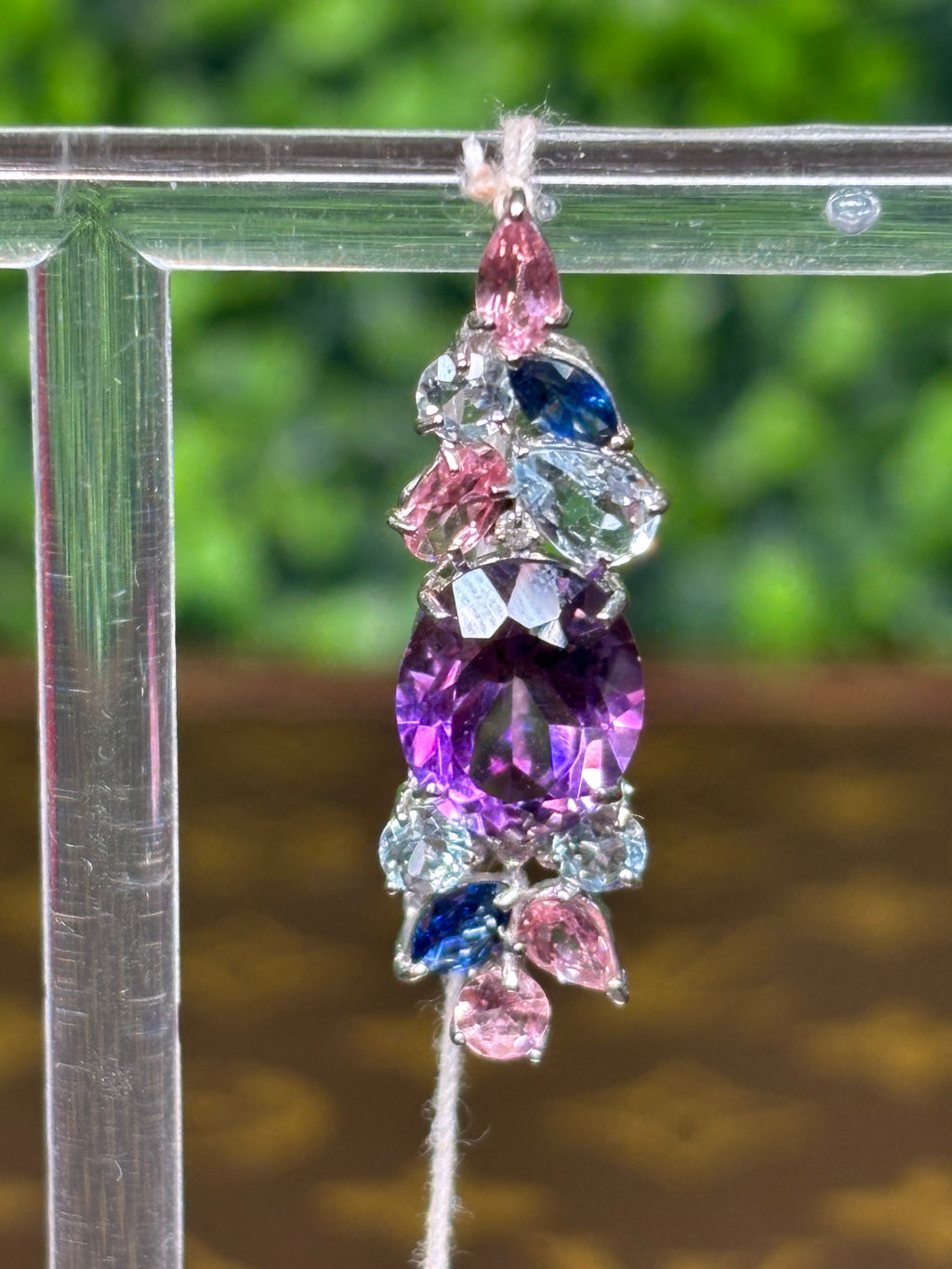 Pendant White Gold 18K w/Sapphires