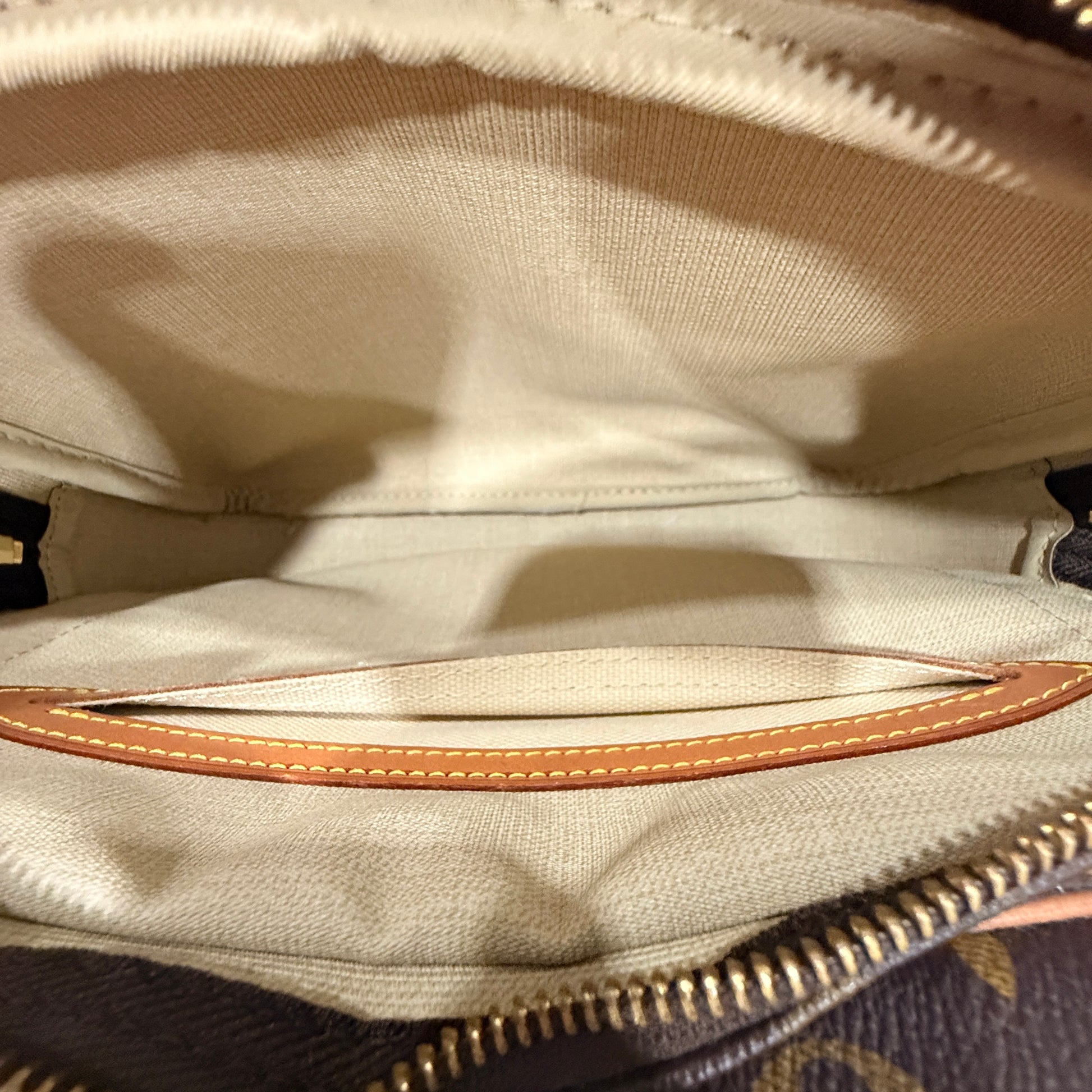 Louis Vuitton Crossbody Monogram