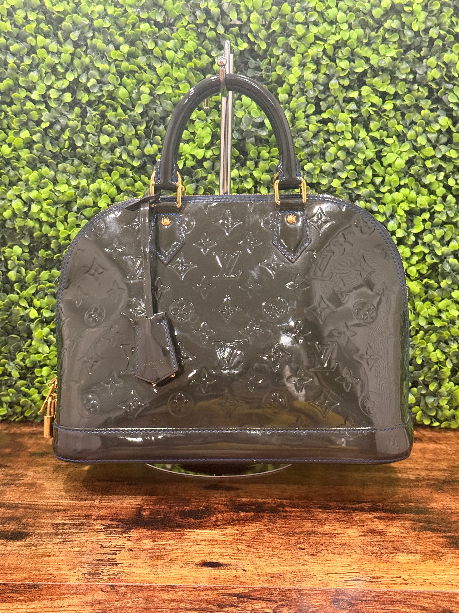 Louis Vuitton Alma Vernis Patent Monogram
