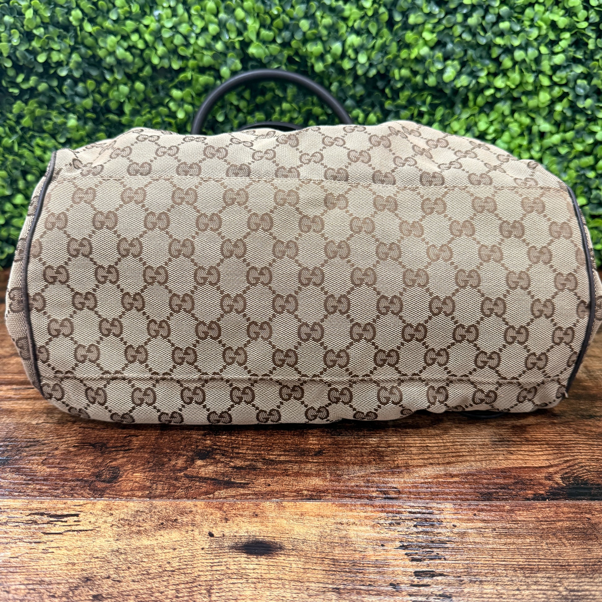 Gucci GG Canvas Sukey Brown