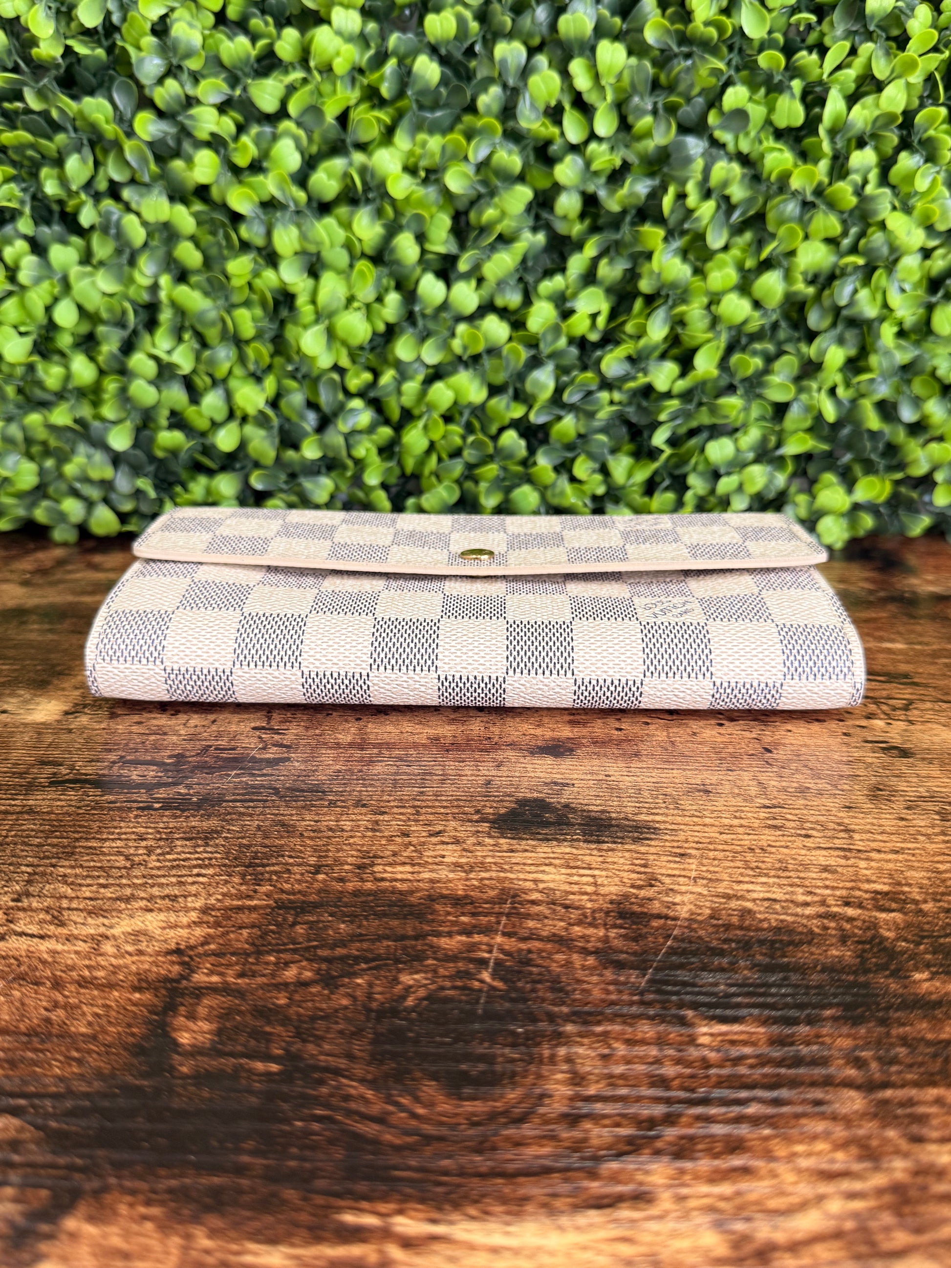 Louis Vuitton Sarah Wallet Damier Azur
