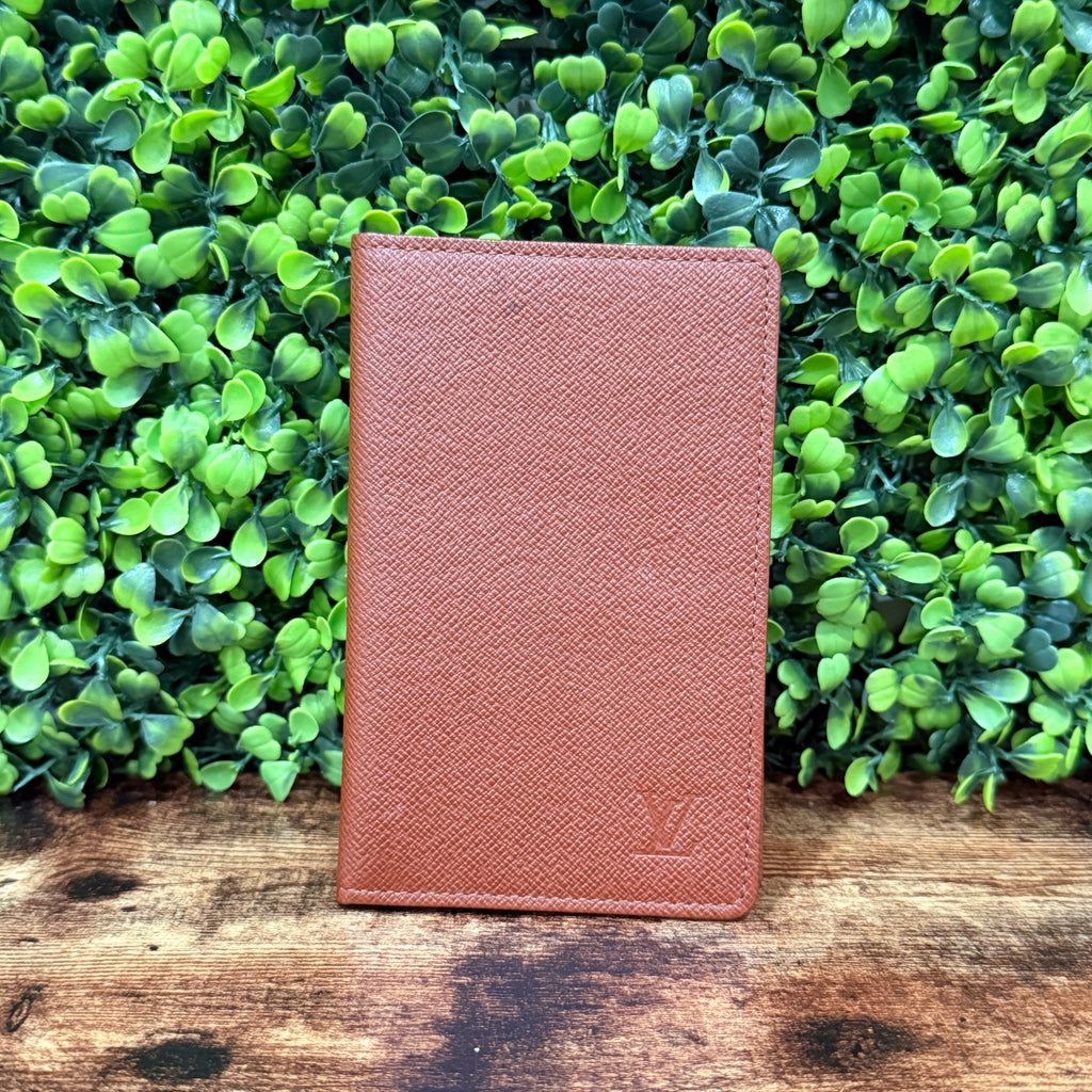 Louis Vuitton Taiga Leather ID Holder