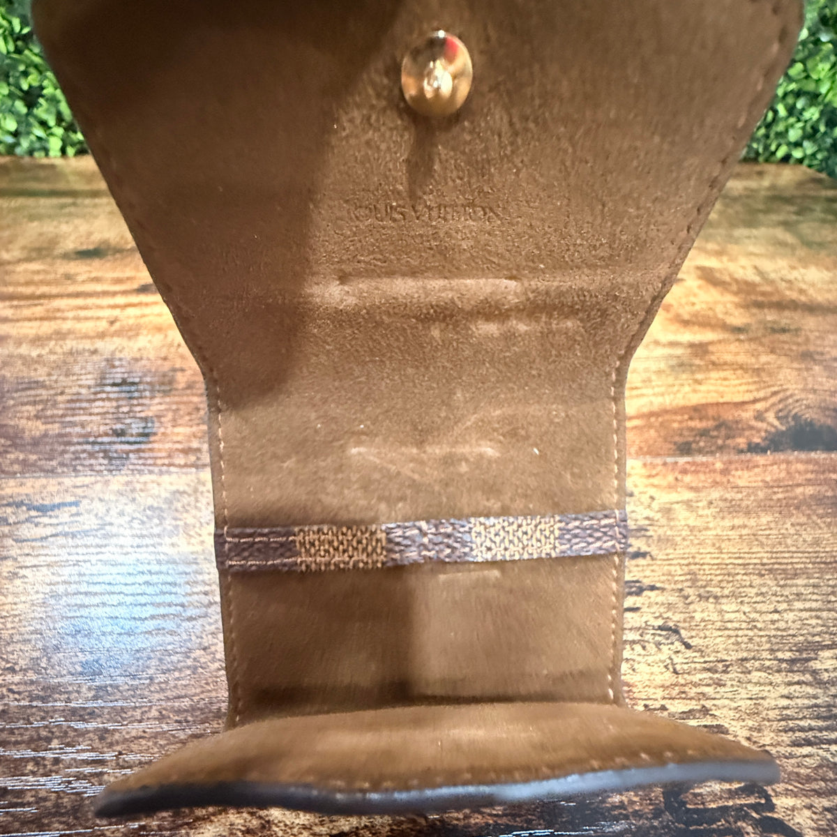 Louis Vuitton Cuff Case Damier Ebene