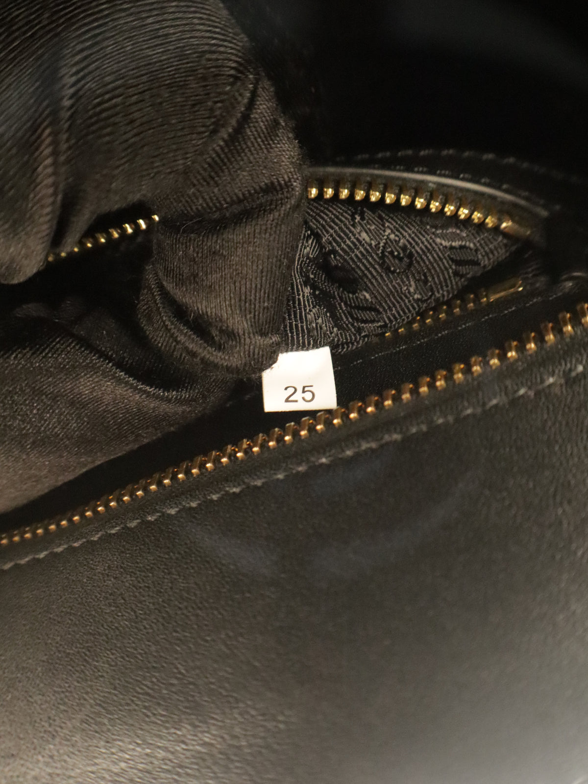 Prada Esplanade Saffiano Leather Bicolor Red/Black