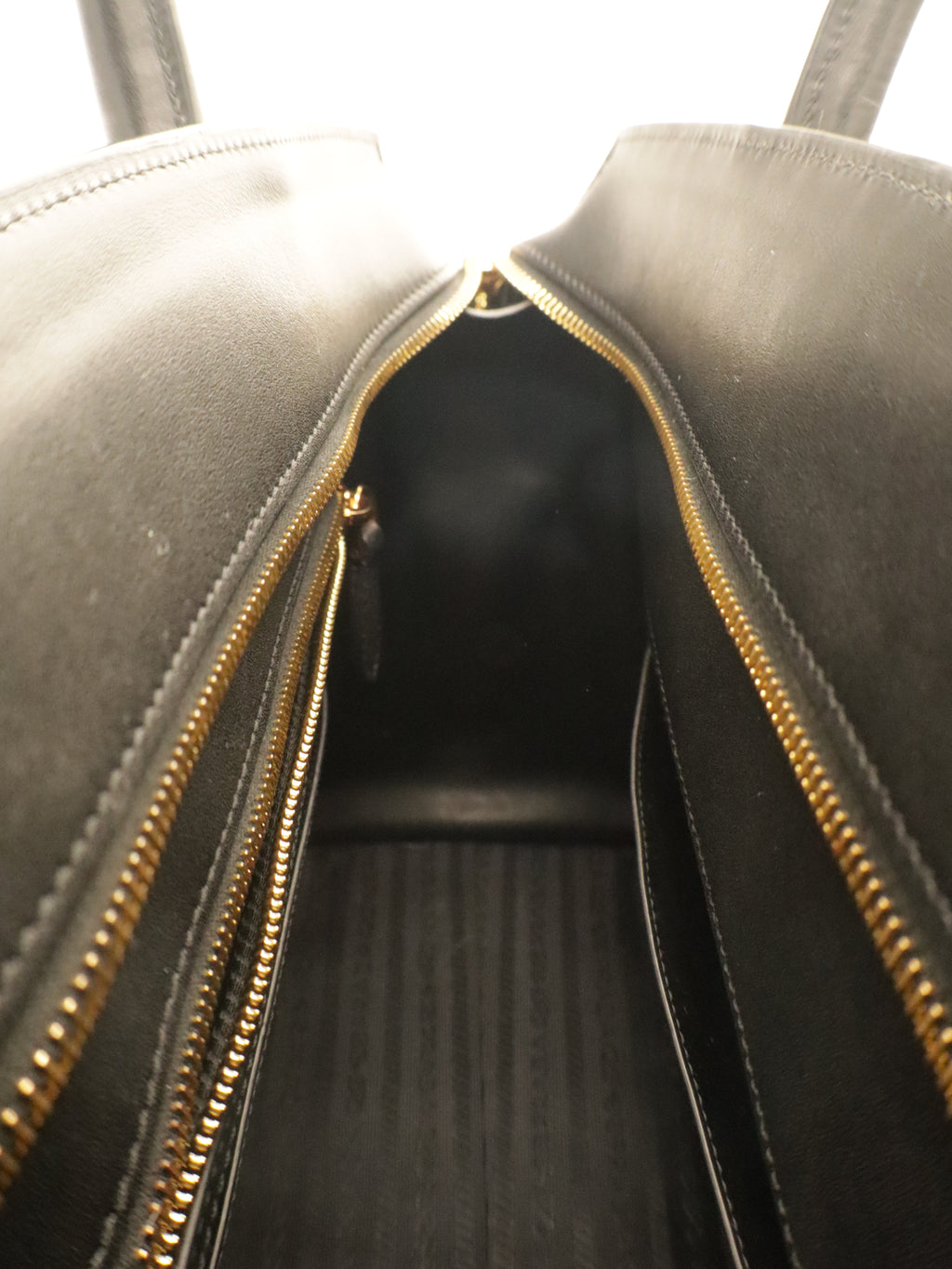 Prada Esplanade Saffiano Leather Bicolor Red/Black