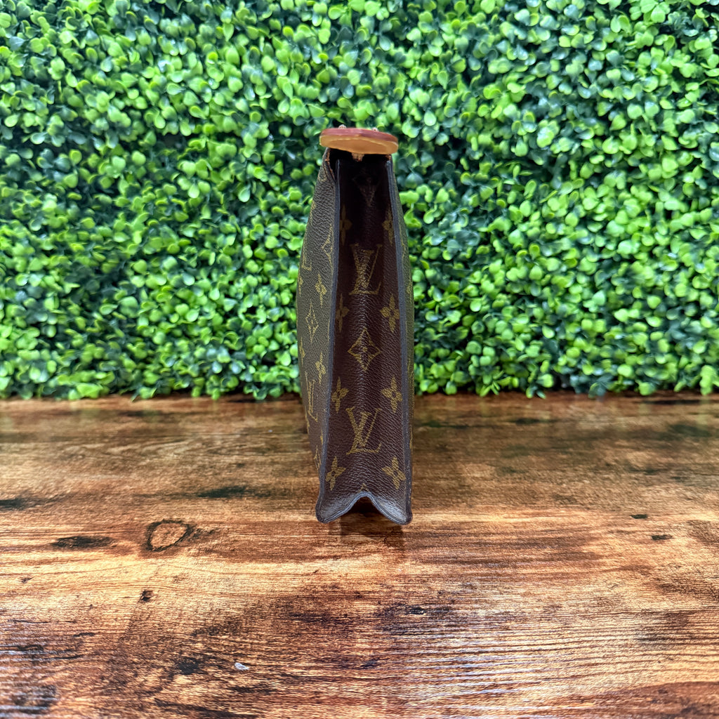 Louis Vuitton Toiletry Pouch 26
