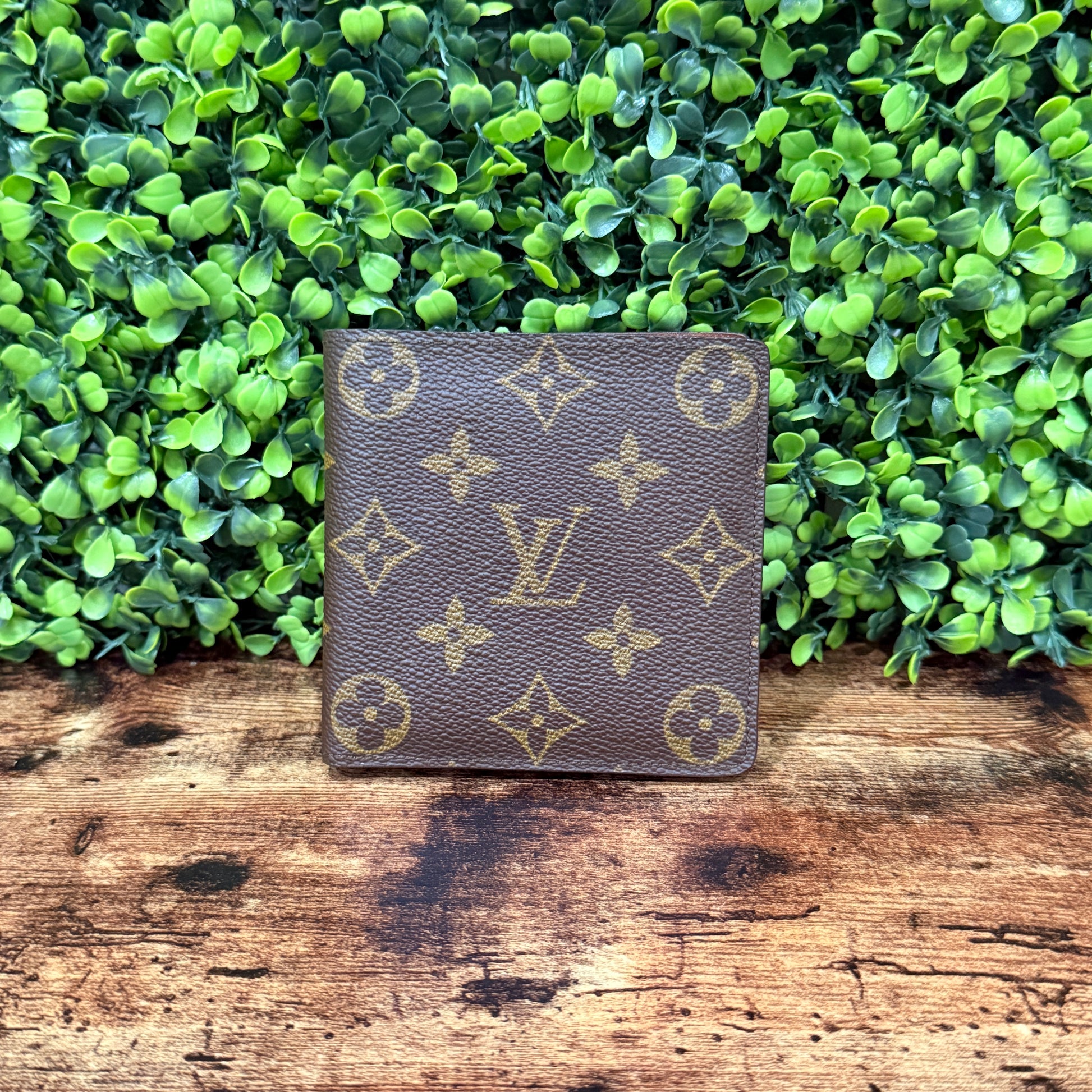 Louis Vuitton Monogram Bifold Wallet