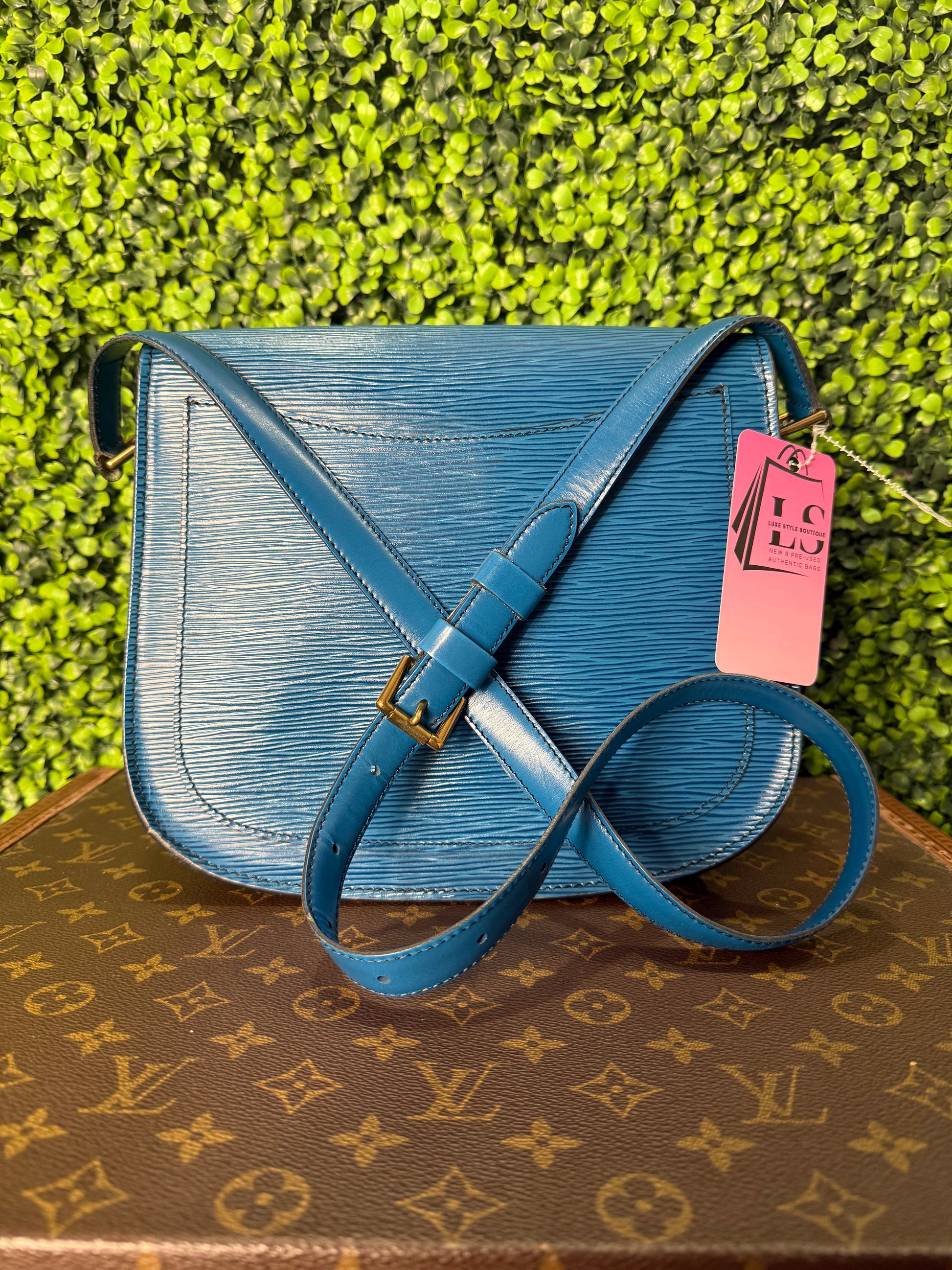 Louis Vuitton Saint Cloud Epi Blue