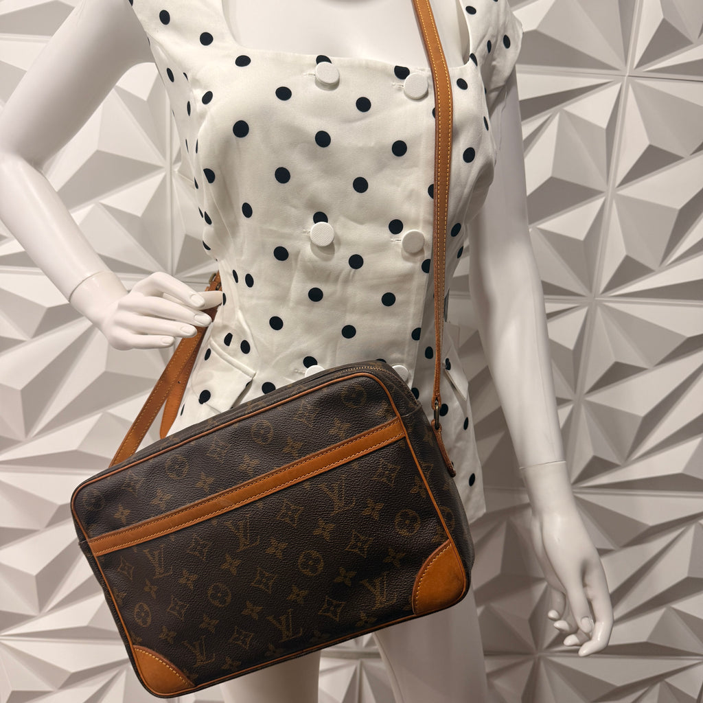 Louis Vuitton Monogram Trocadero 30