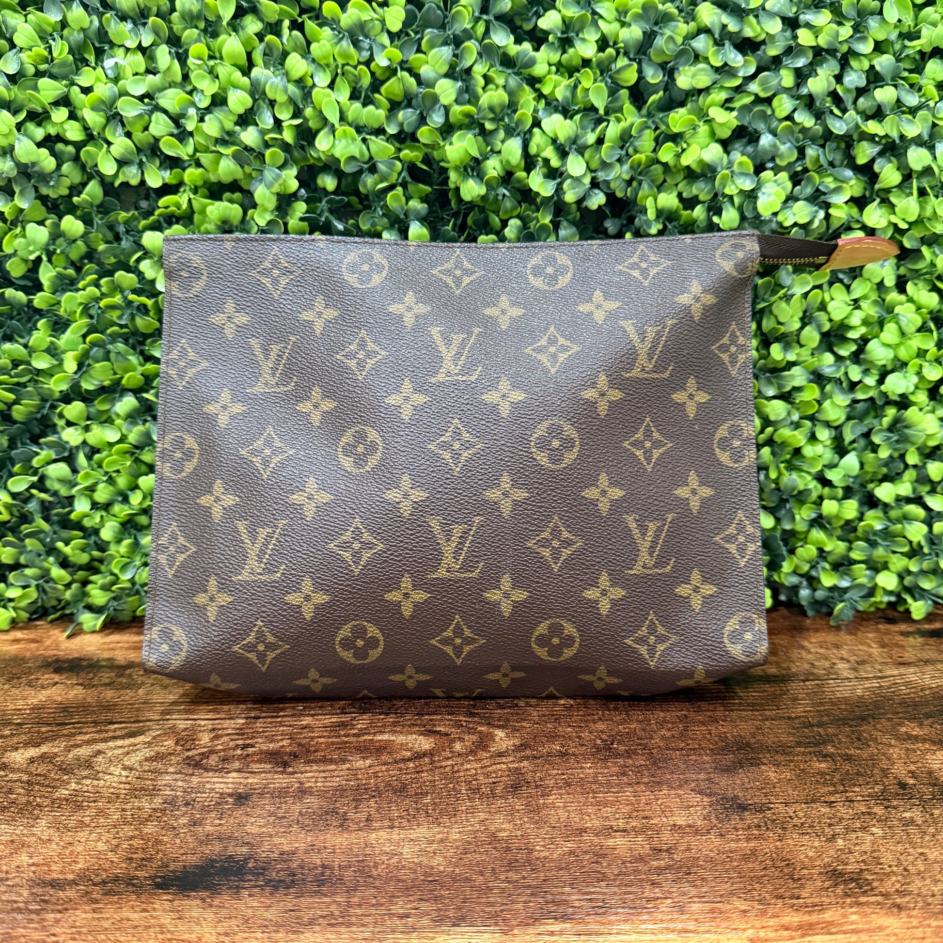 Louis Vuitton Toiletry Pouch 26
