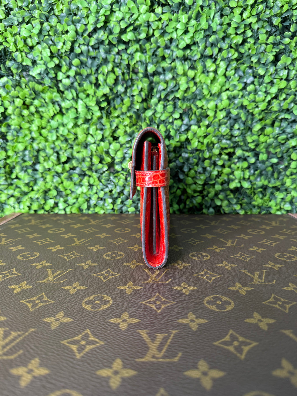 Hermes Red Kelly Clutch
