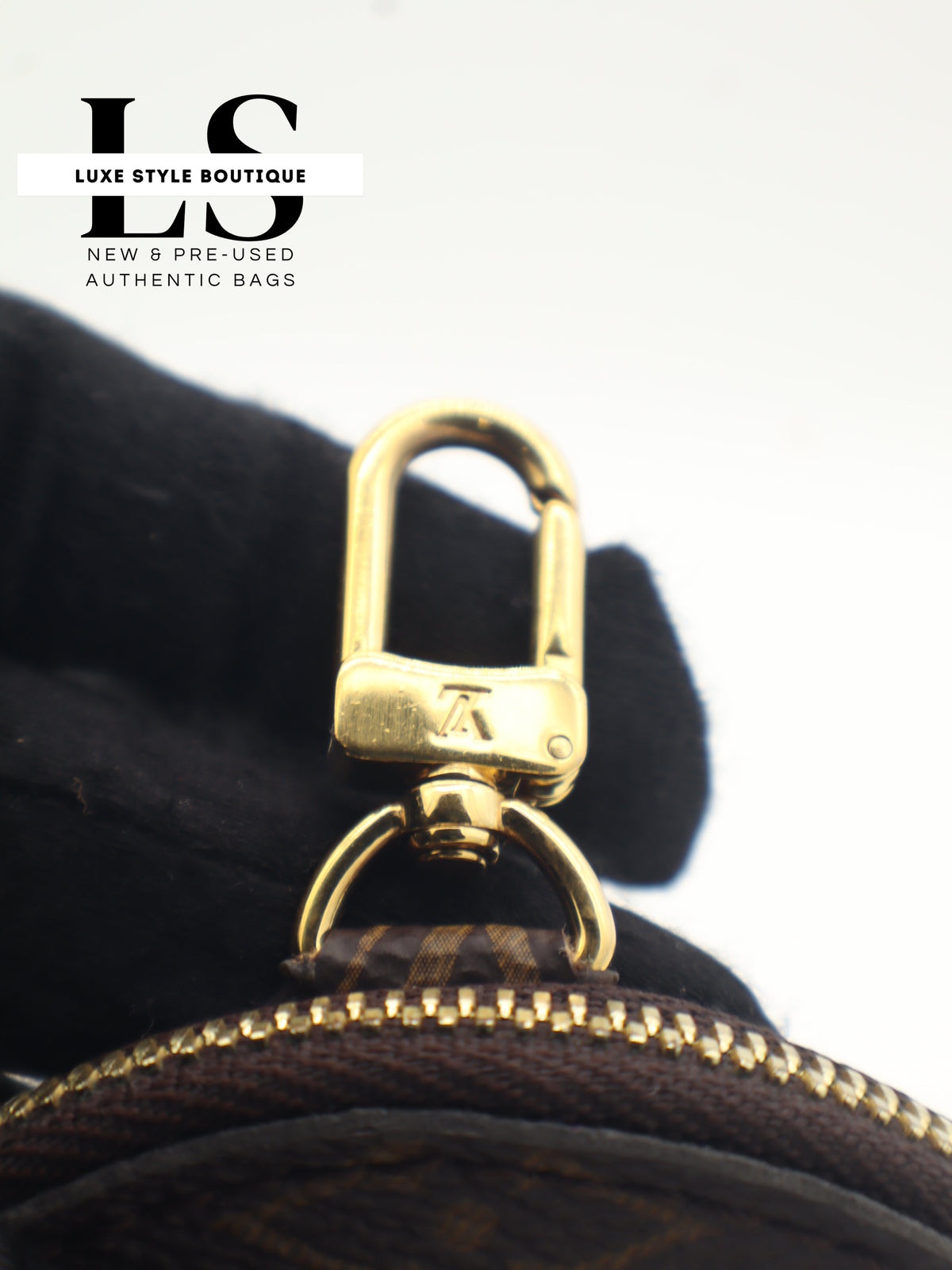 Louis Vuitton Monogram Multi-Pochette Round Coin Purse