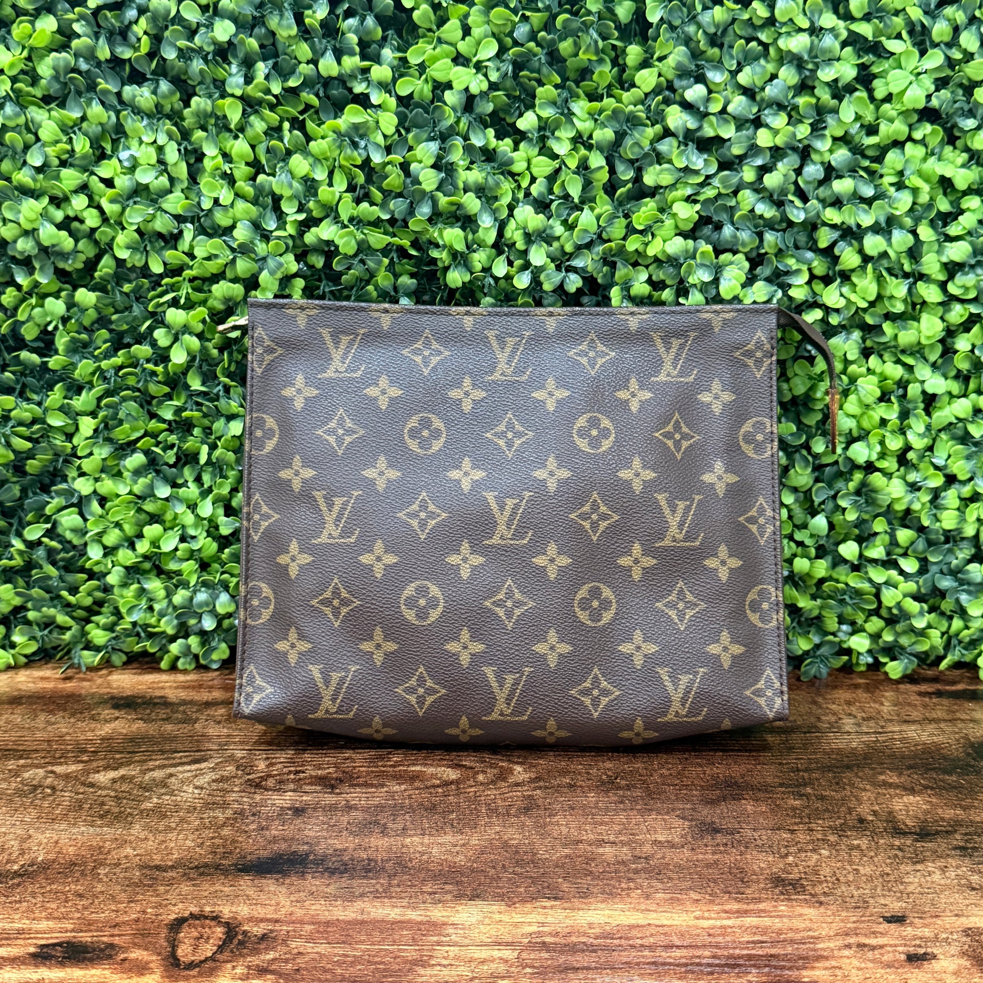 Louis Vuitton Monogram Toiletry Pouch 26