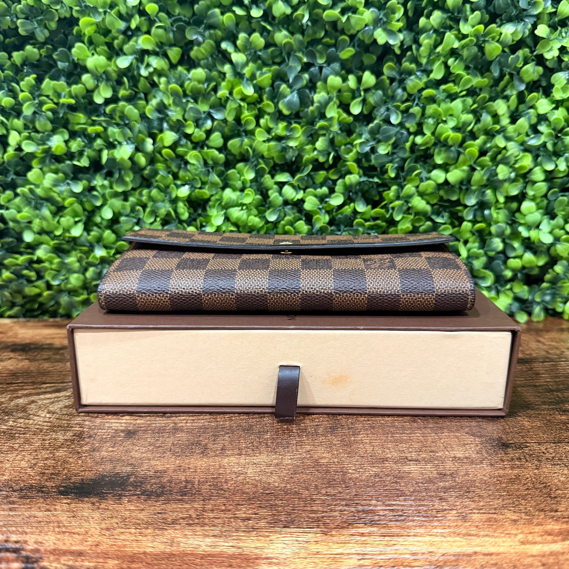Louis Vuitton Sarah Wallet Damier Ebene
