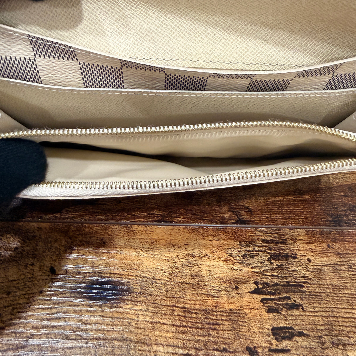 Louis Vuitton Emilie Wallet Azur