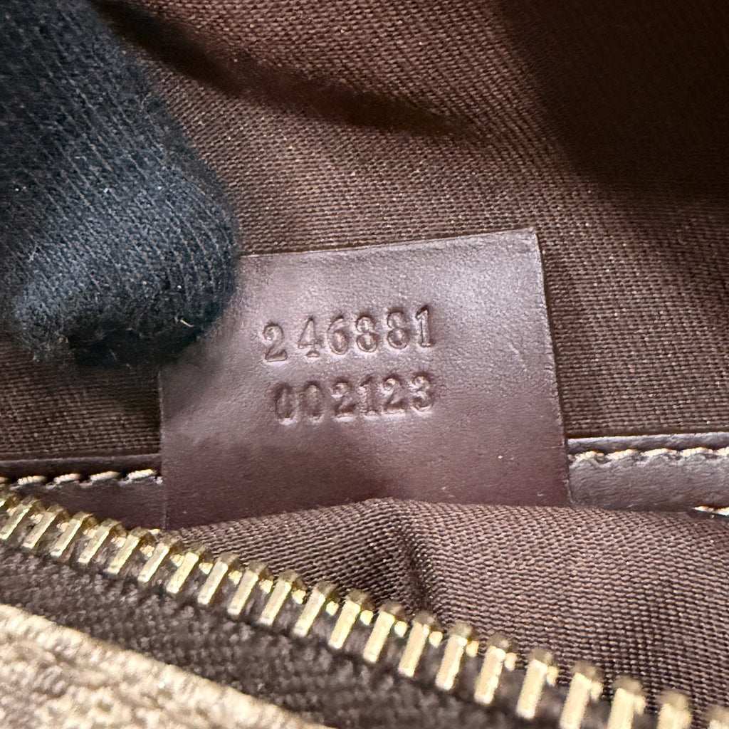 Gucci Messenger Supreme GG