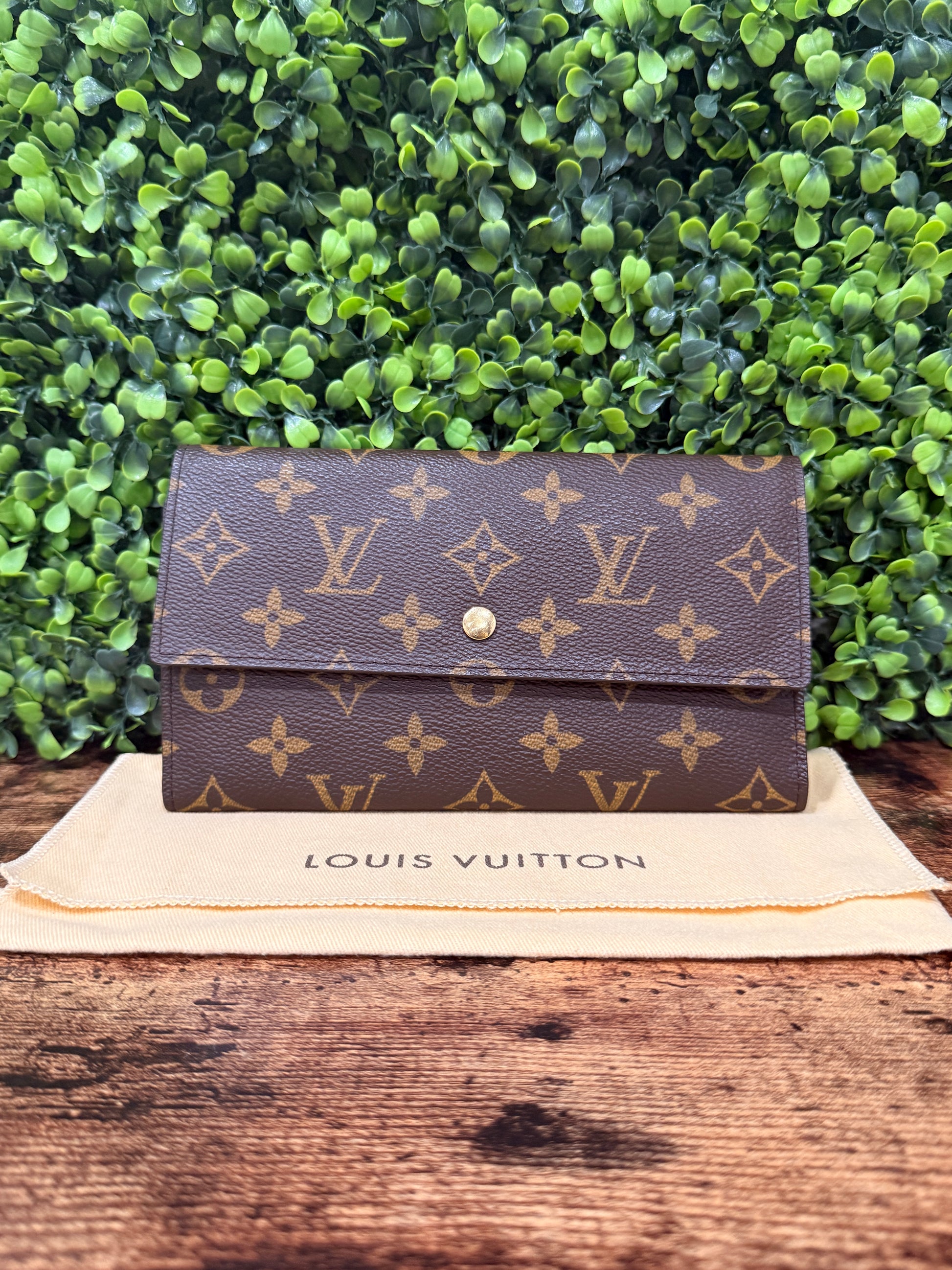 Louis Vuitton Porte Tresor International  Wallet Monogram