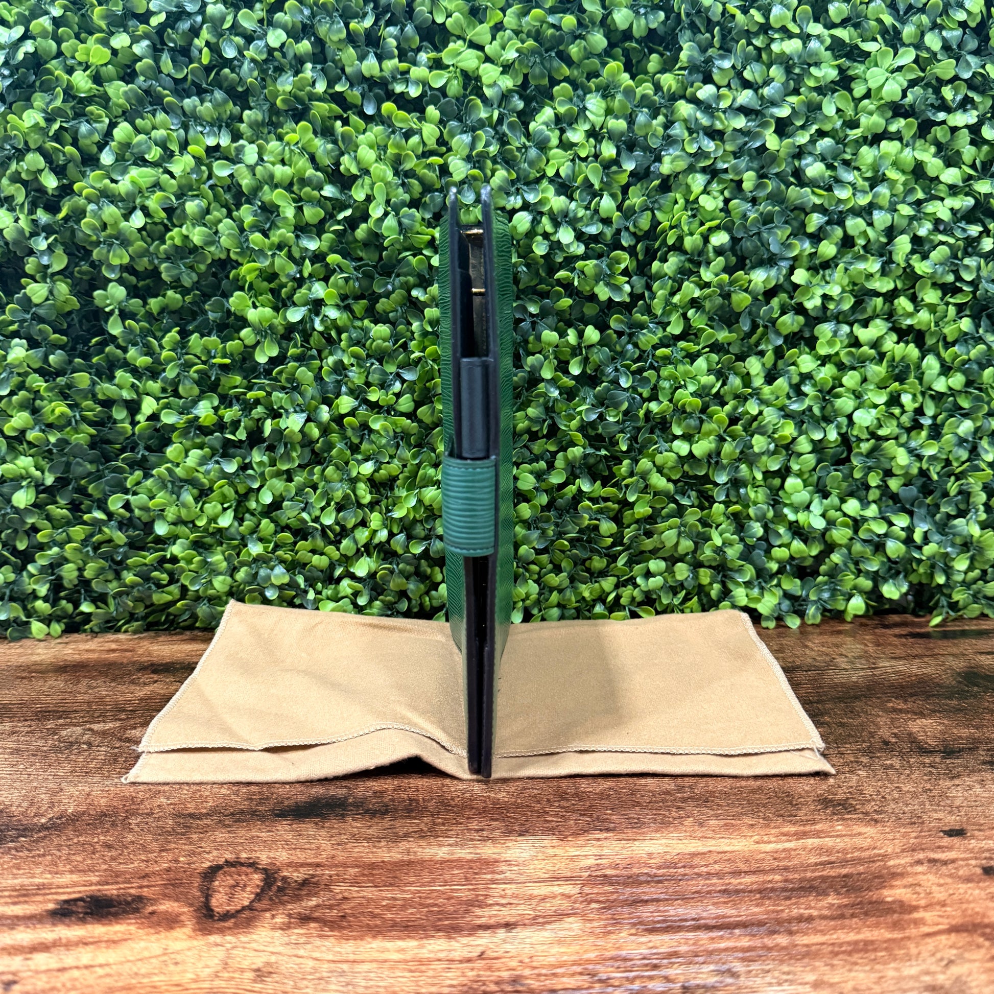 Louis Vuitton Green Epi Leather Agenda GM