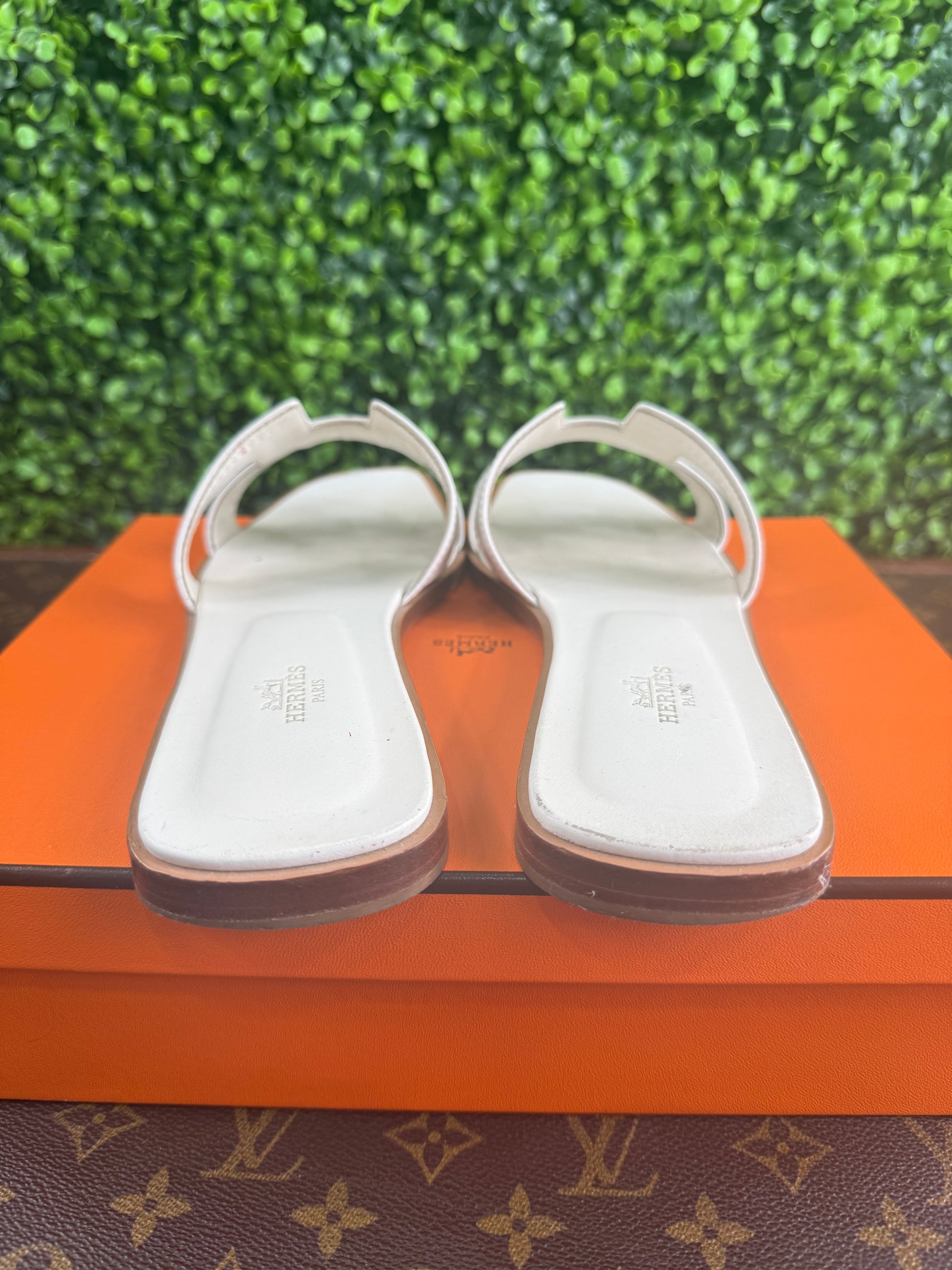 Hermes Oran Leather Sandals White