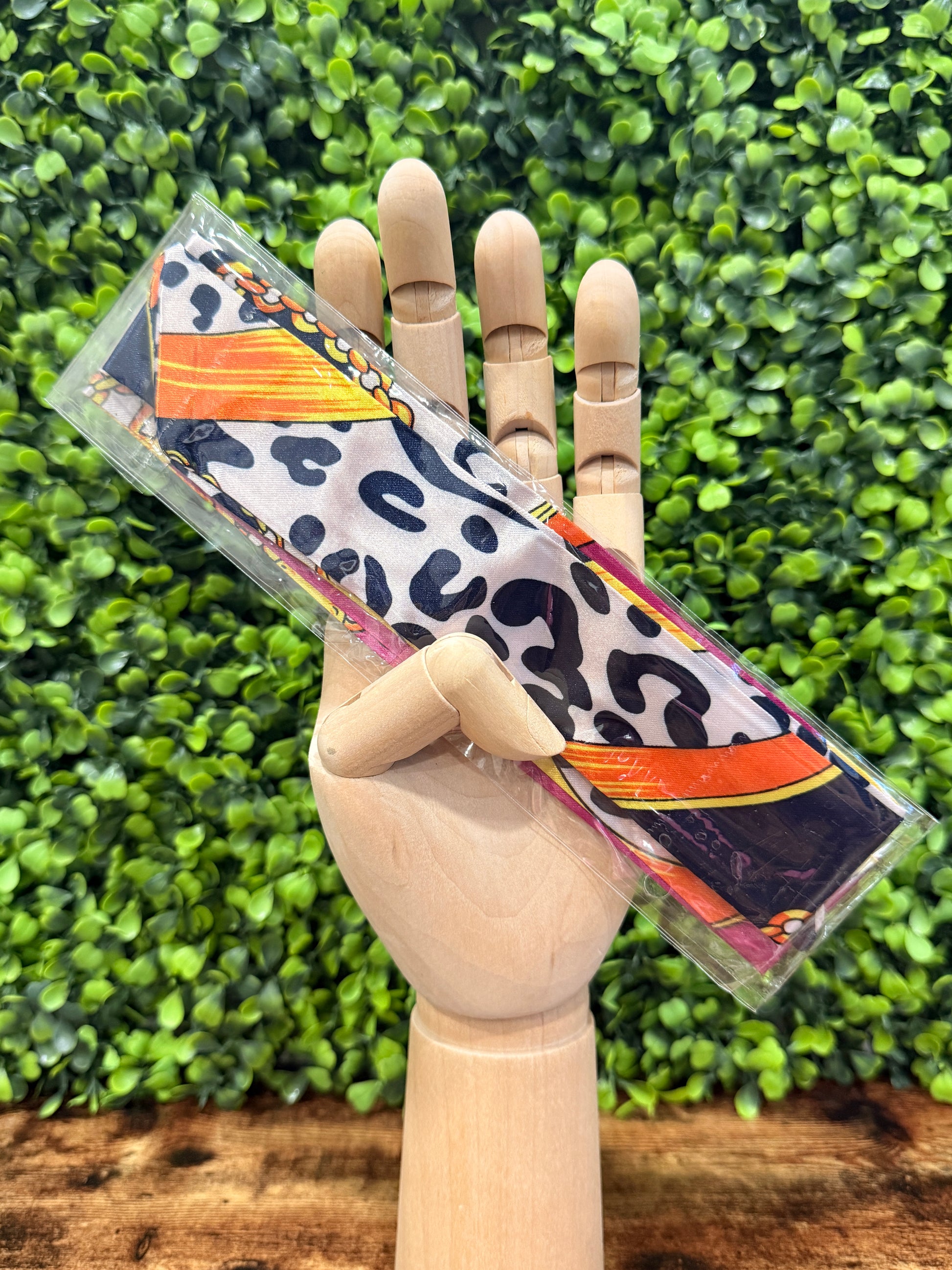 No-Brand Leopard Print Bandana