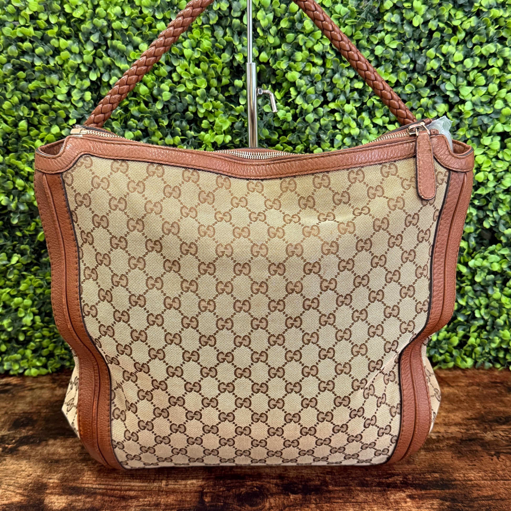 Gucci Bella GG Canvas Hobo Bag