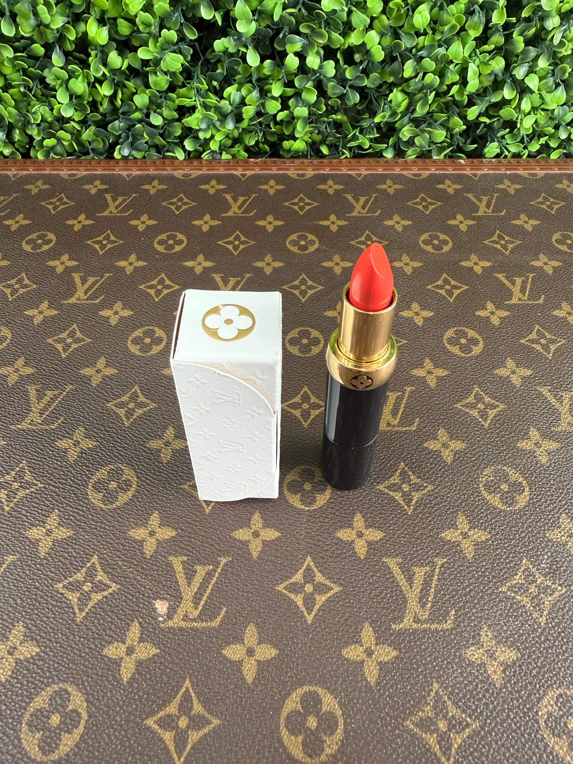 Louis Vuitton Rouge On The Edge Rechargeable