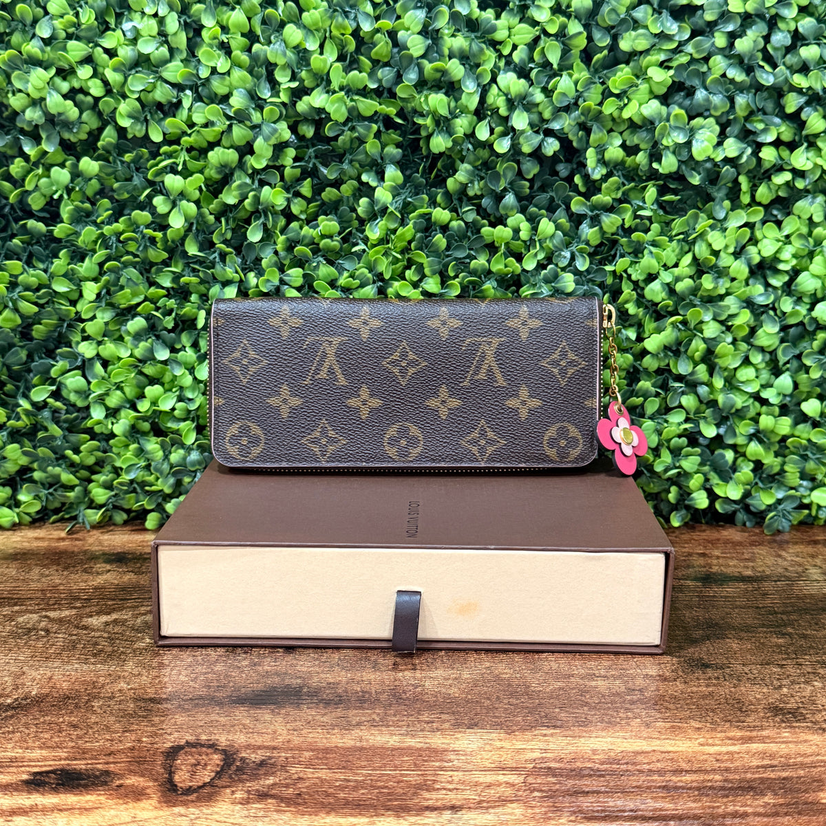 Louis Vuitton Portefeuille Clemence Long Wallet