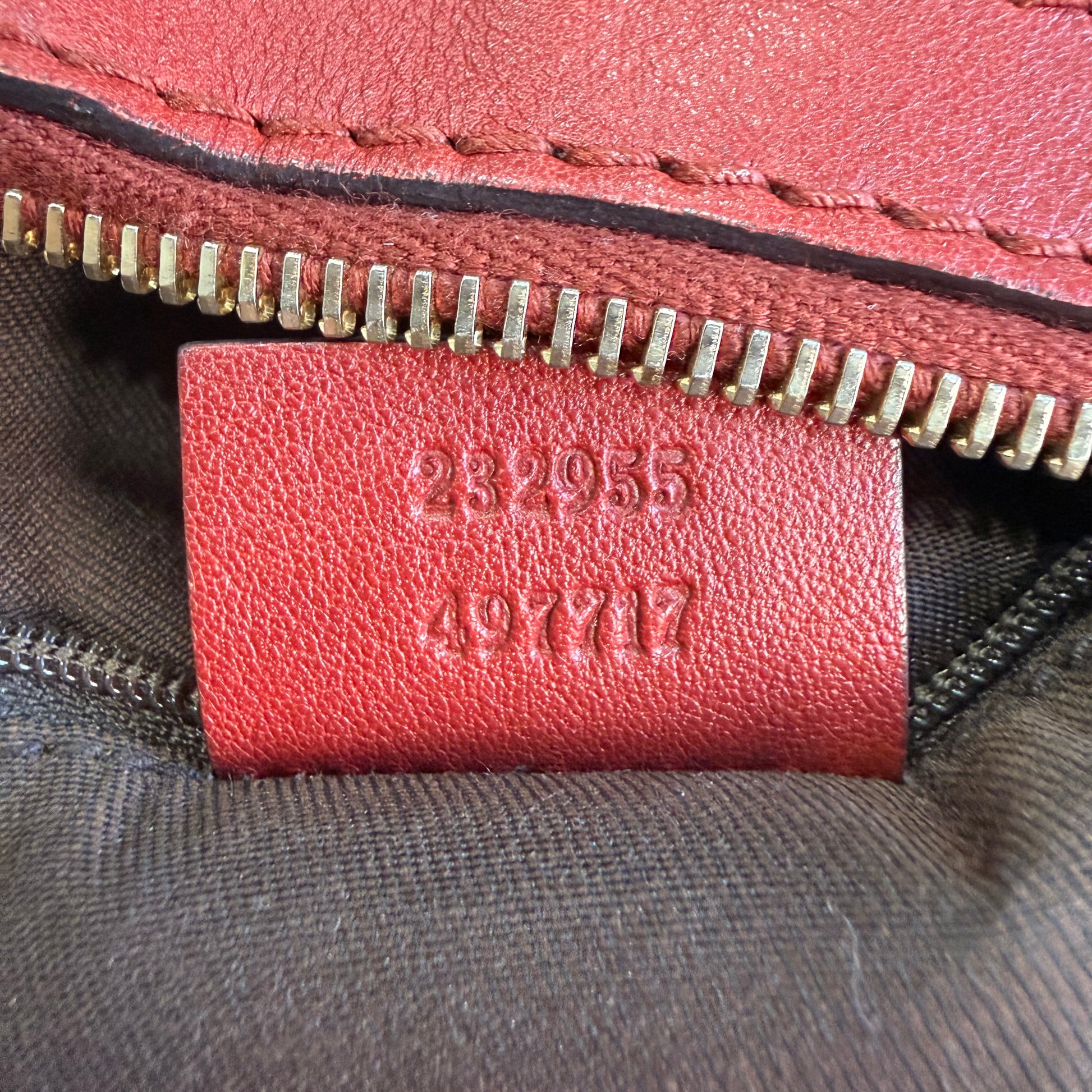 Gucci Sukey Canvas Hobo Medium