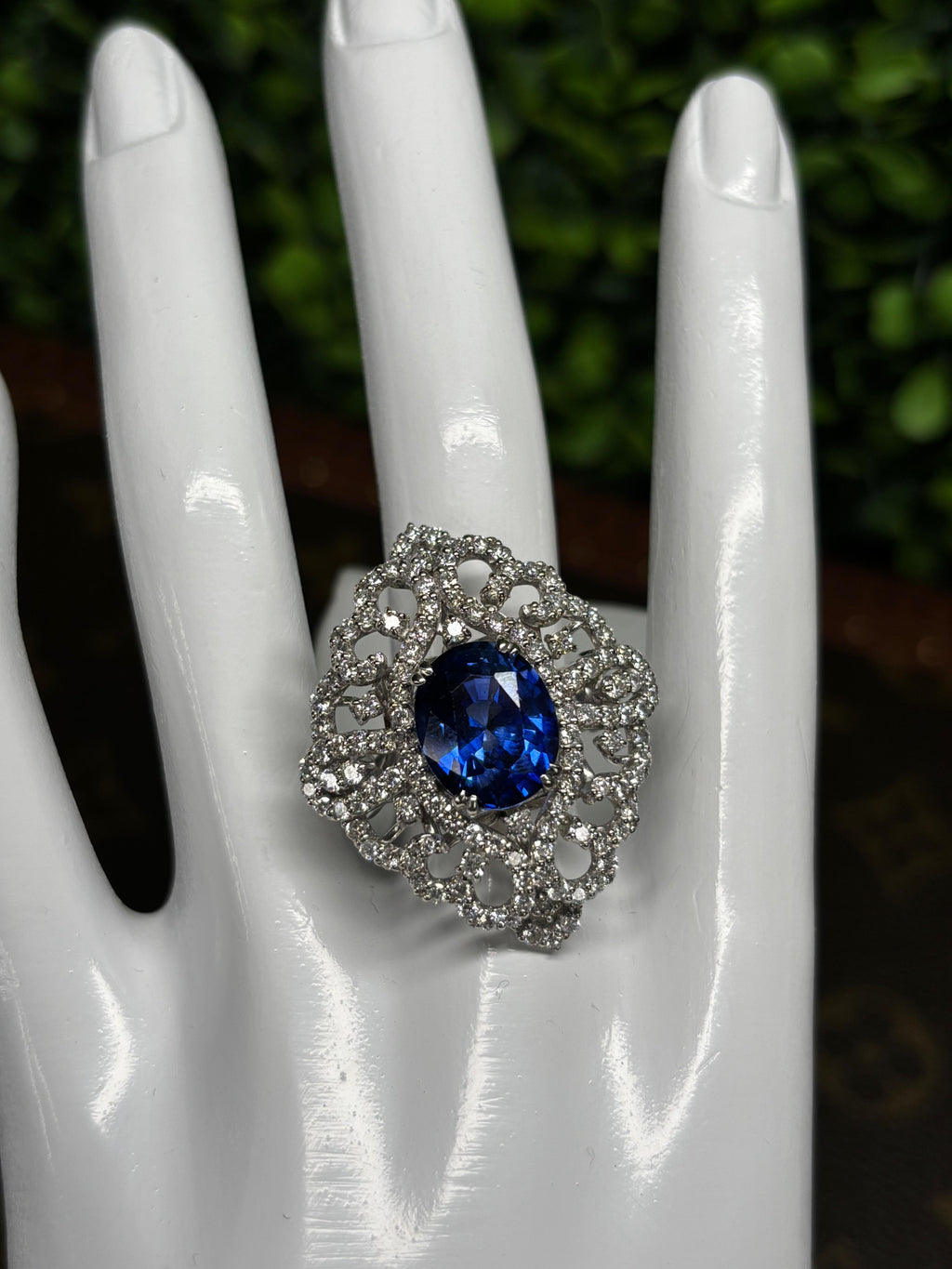 Ring Platinum w/Diamonds & Blue Sapphire