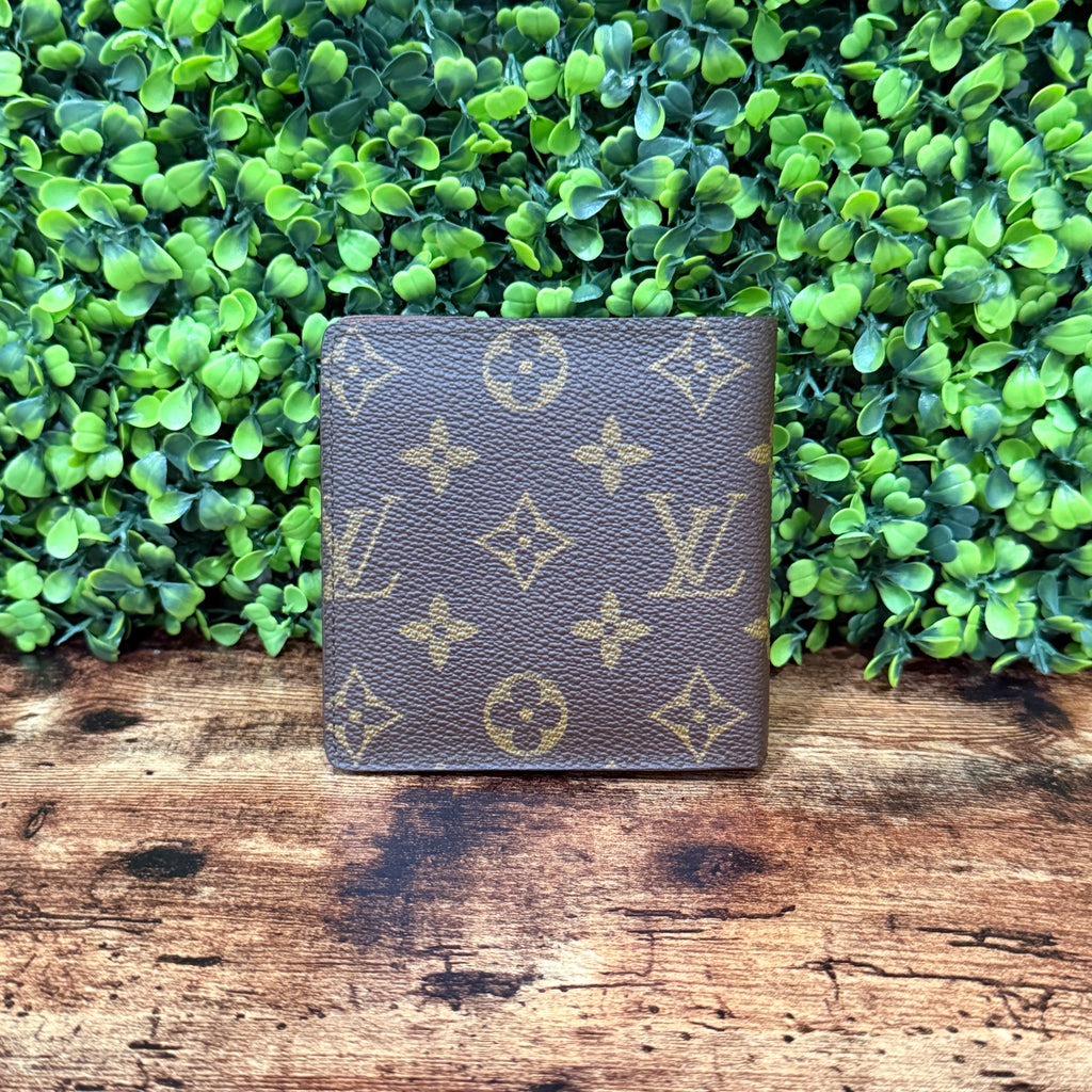 Louis Vuitton Monogram Bifold Wallet