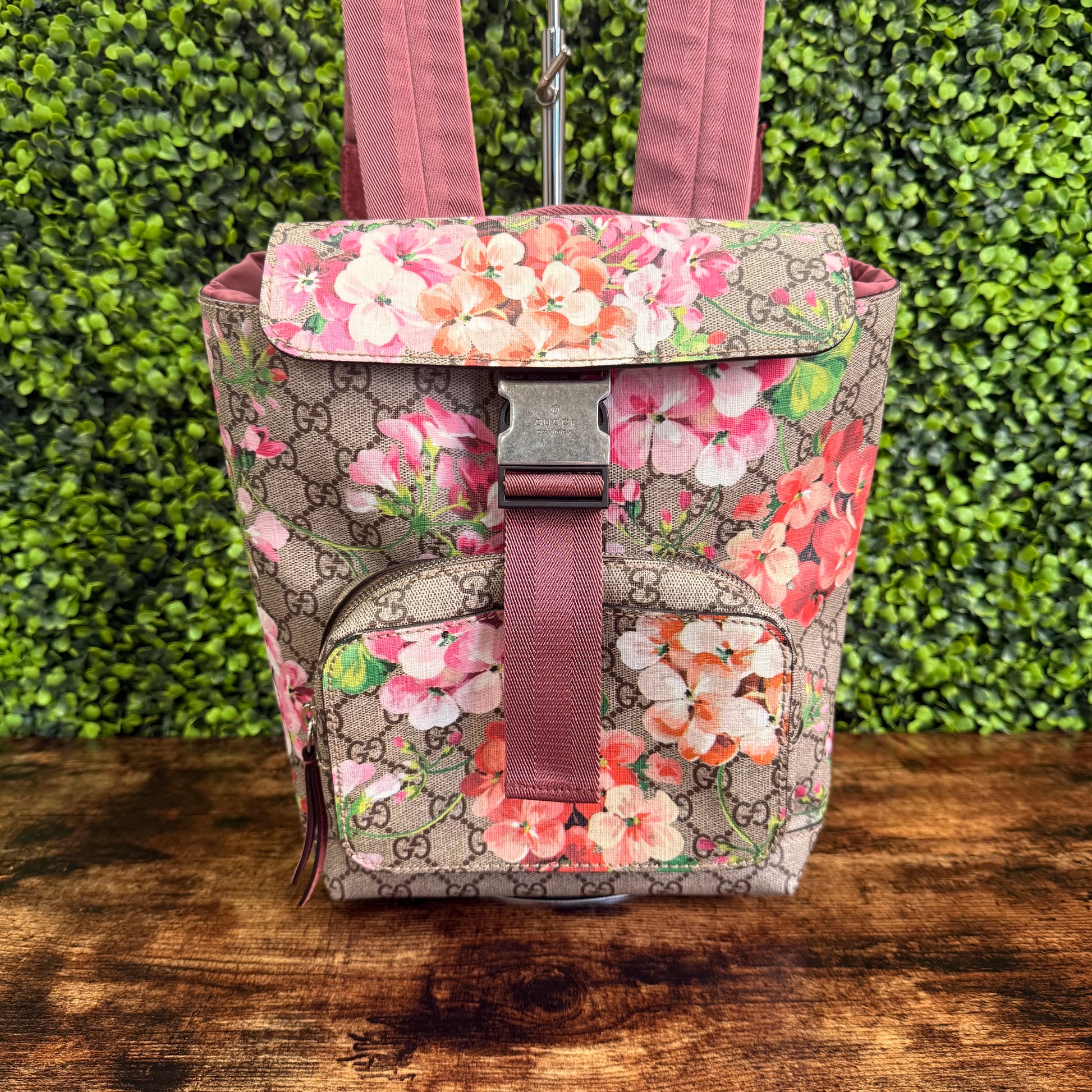 Gucci GG Supreme Canvas Bloom Backpack