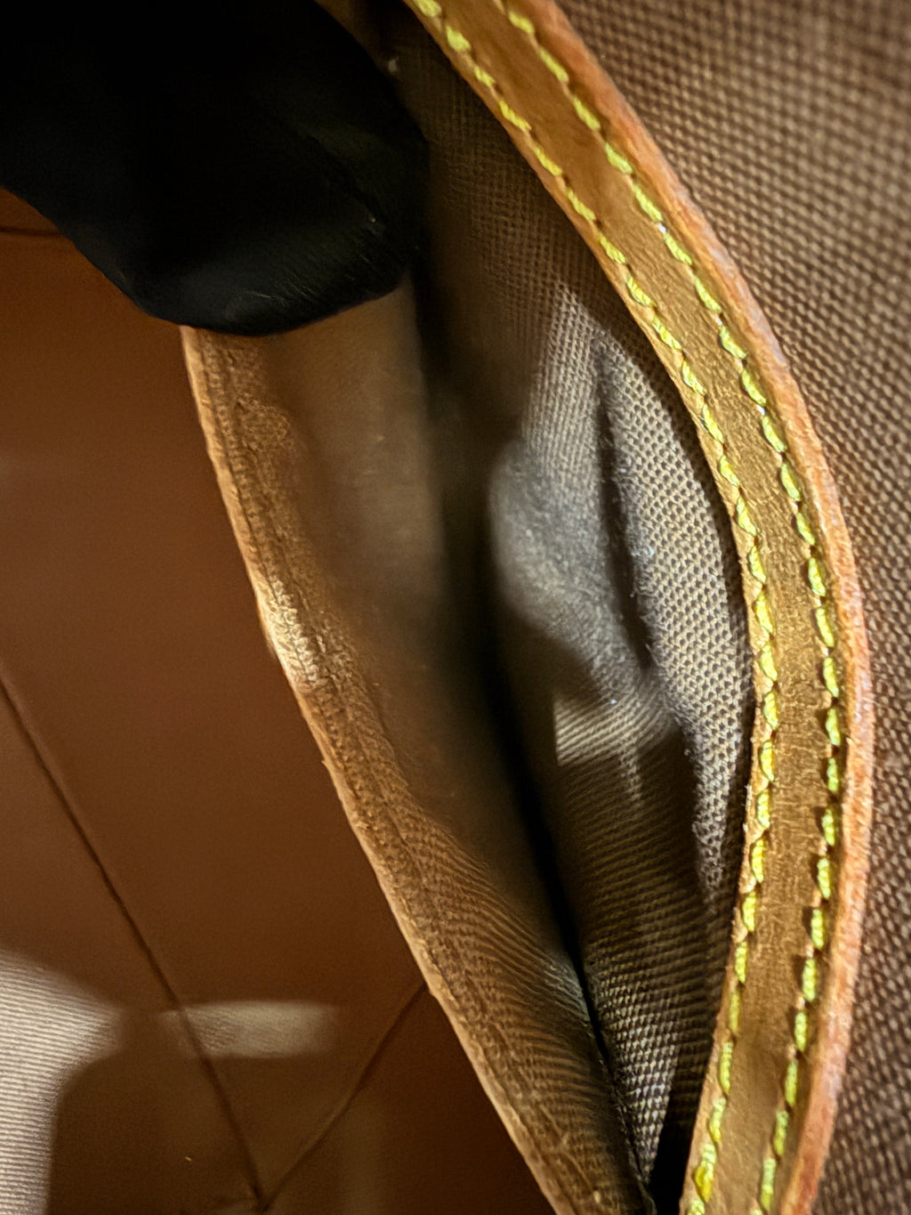 Louis Vuitton Ellipse PM Monogram