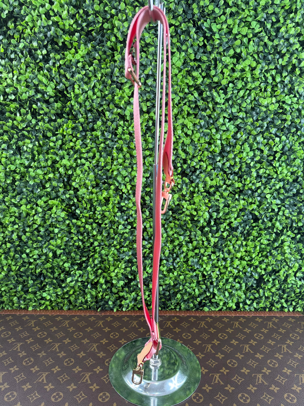 No-Brand Pink Strap