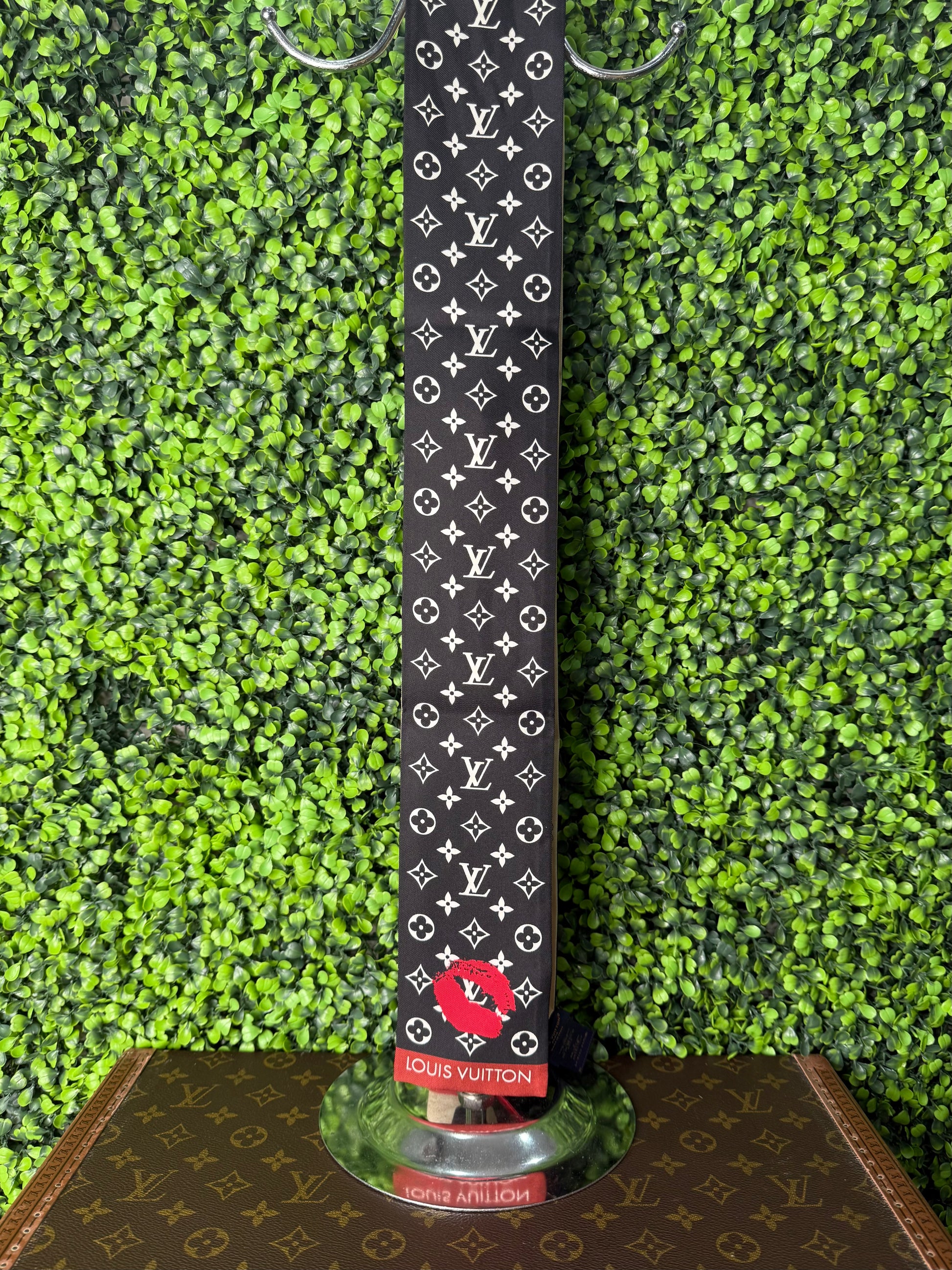 Louis Vuitton Paris En Beaute Bandeau