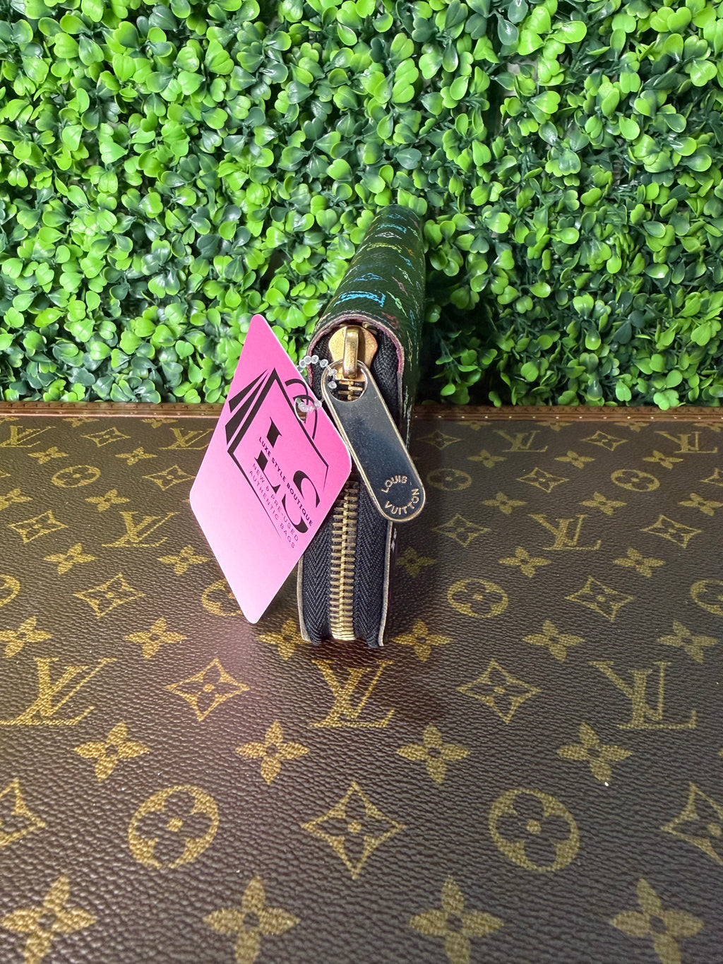 Louis Vuitton Zippy Monogram Multicolor