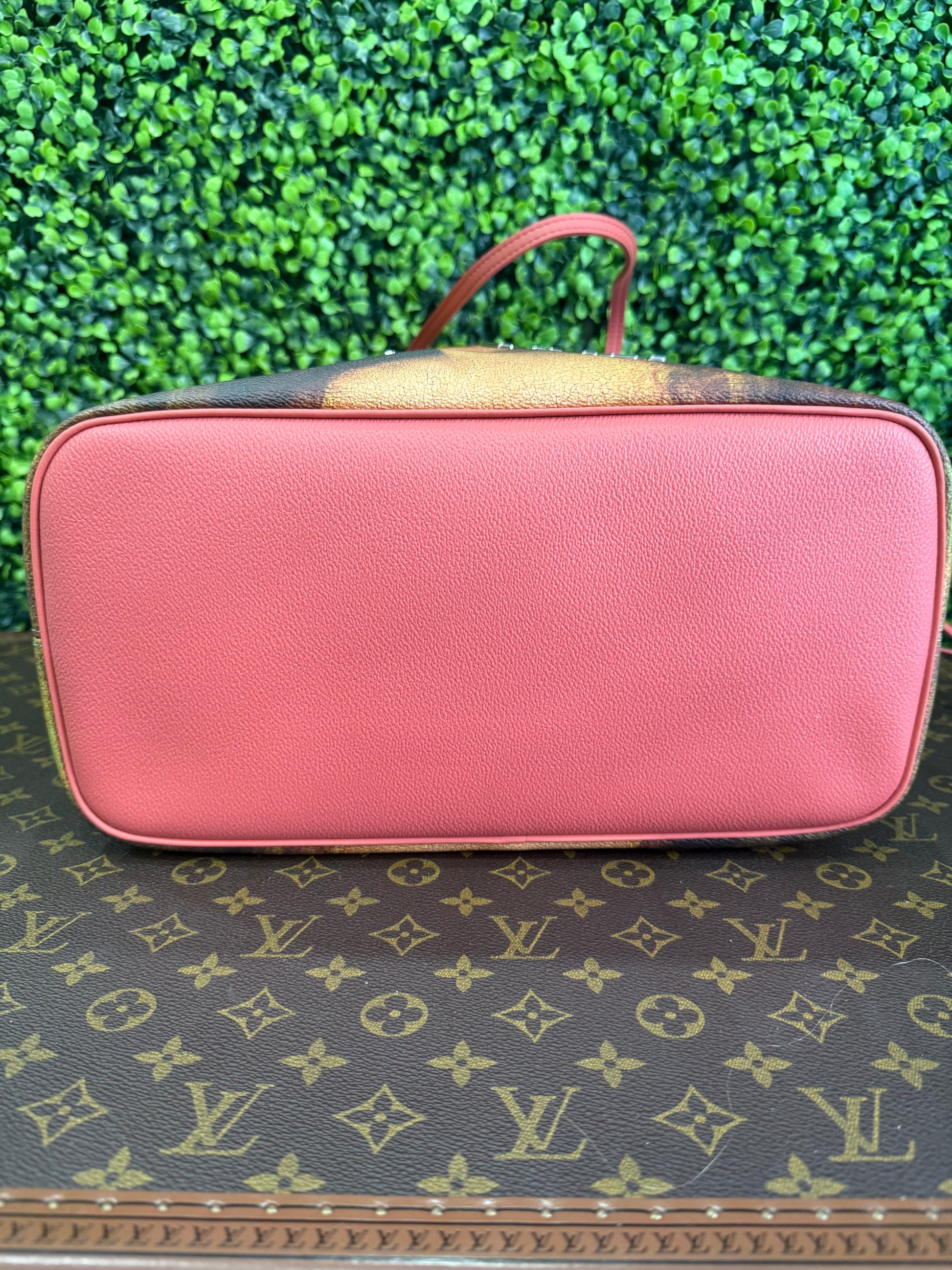 Louis Vuitton x Jeff Koons DaVinci Neverfull