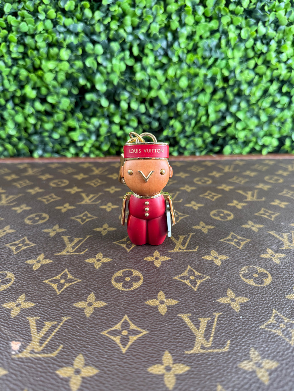 Louis Vuitton Gaston Charm