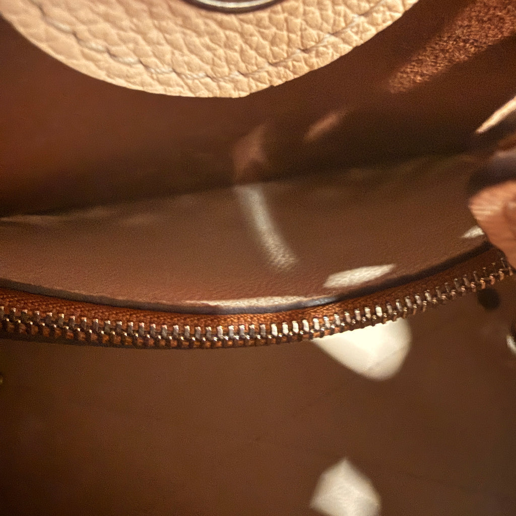 Louis Vuitton Caramel Mahina Hobo Bag