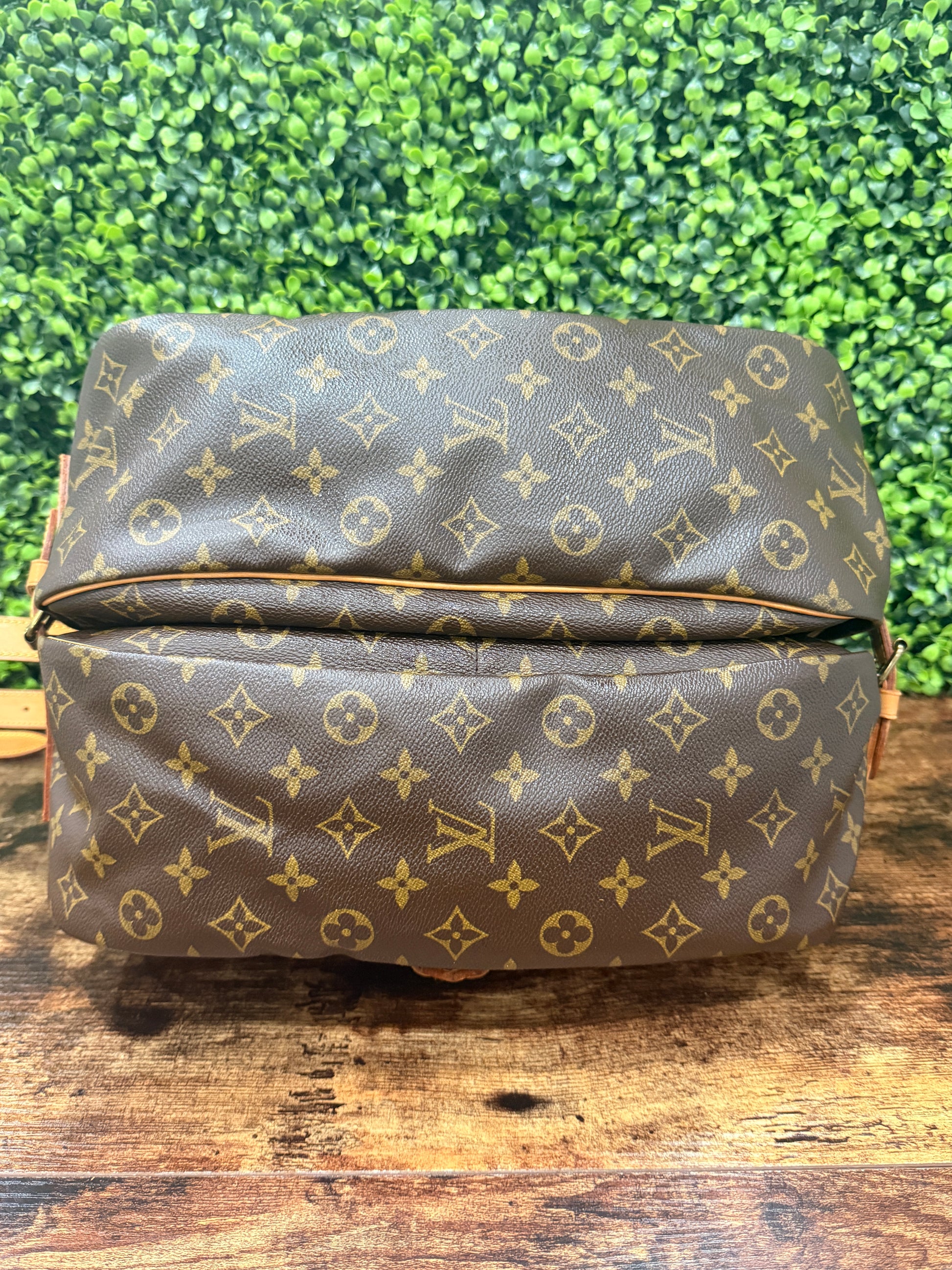 Louis Vuitton Saumur 30 Monogram