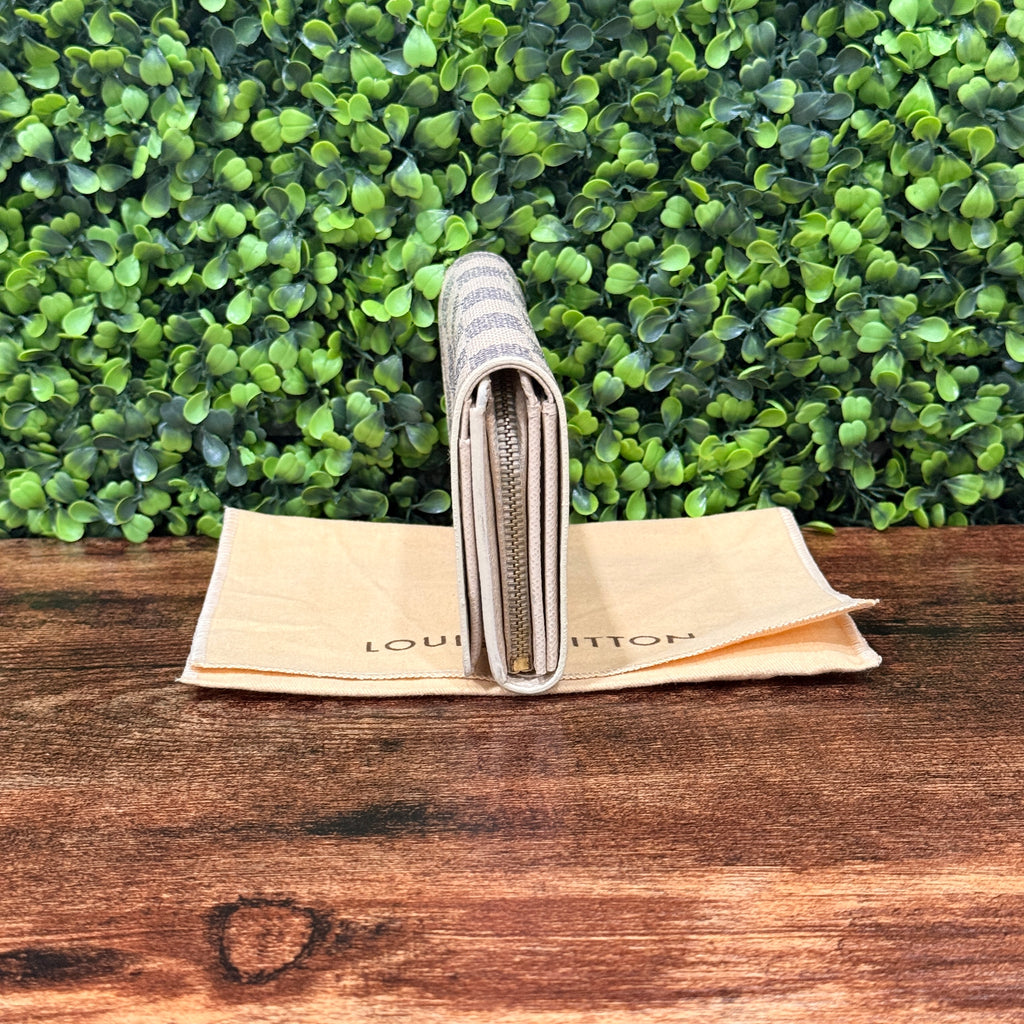 Louis Vuitton Azur Portefeuille Tresor Wallet