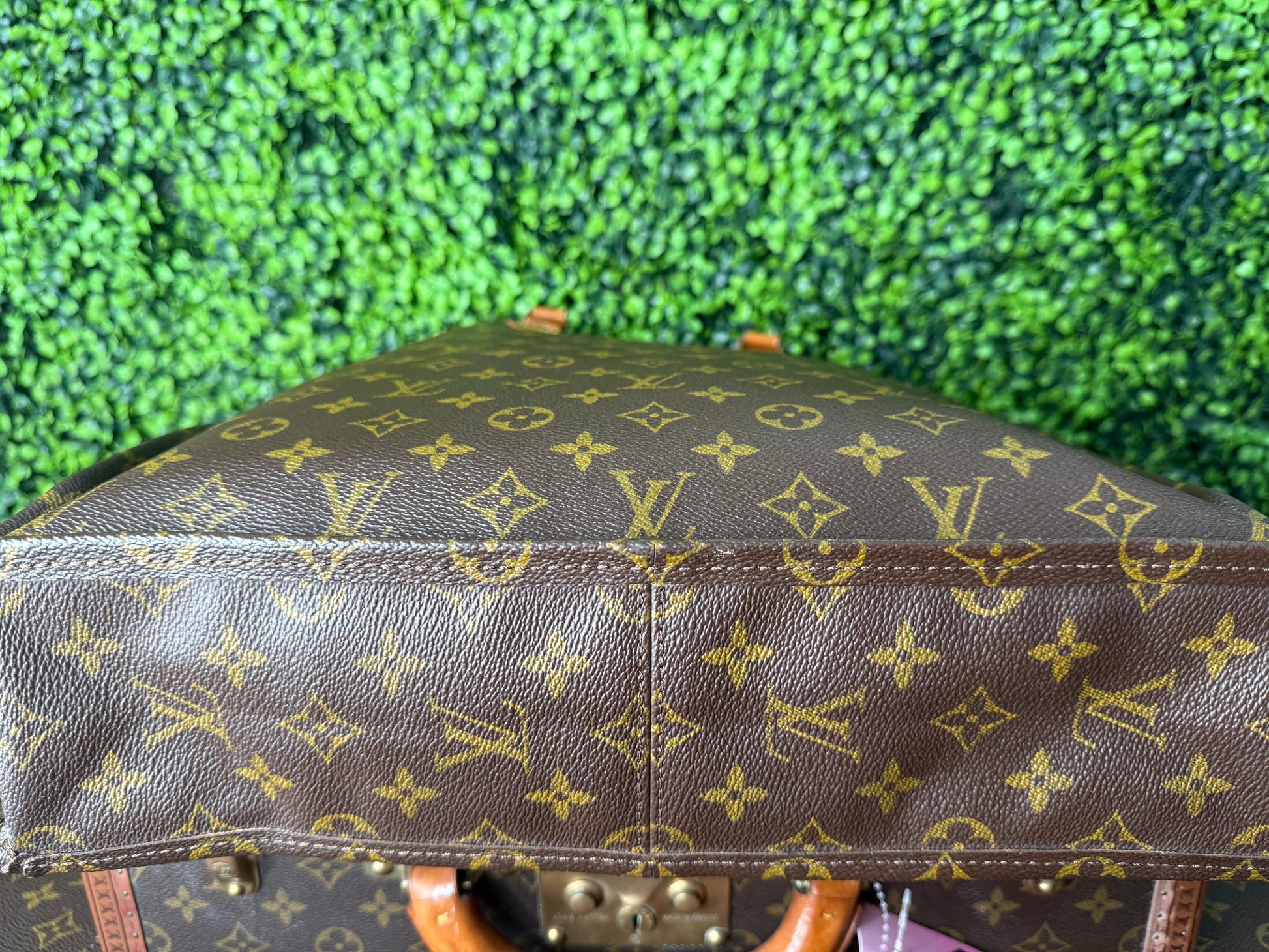 Louis Vuitton Sac Plat Monogram
