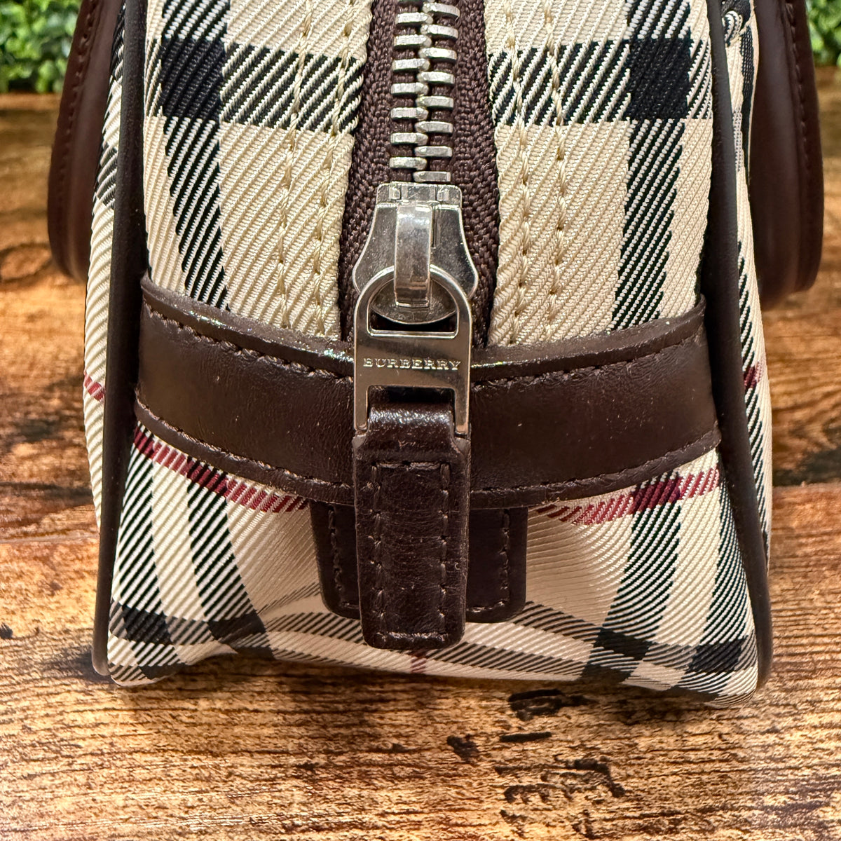 Burberry Mini Bag Brown / Canva
