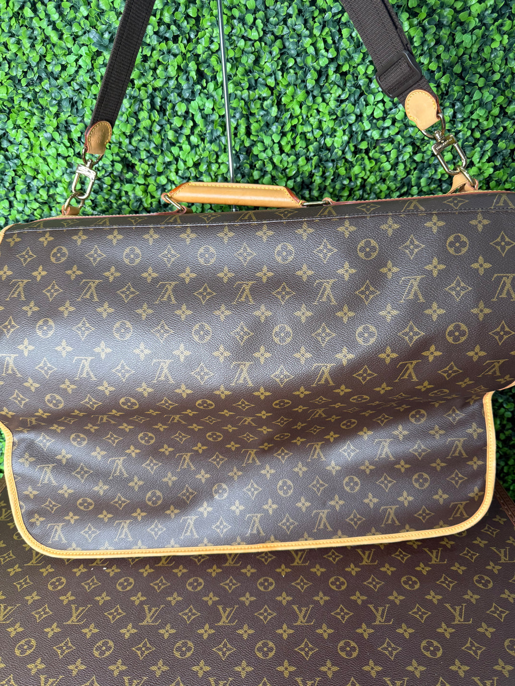 Louis Vuitton Canvas Garment Carrier Bag