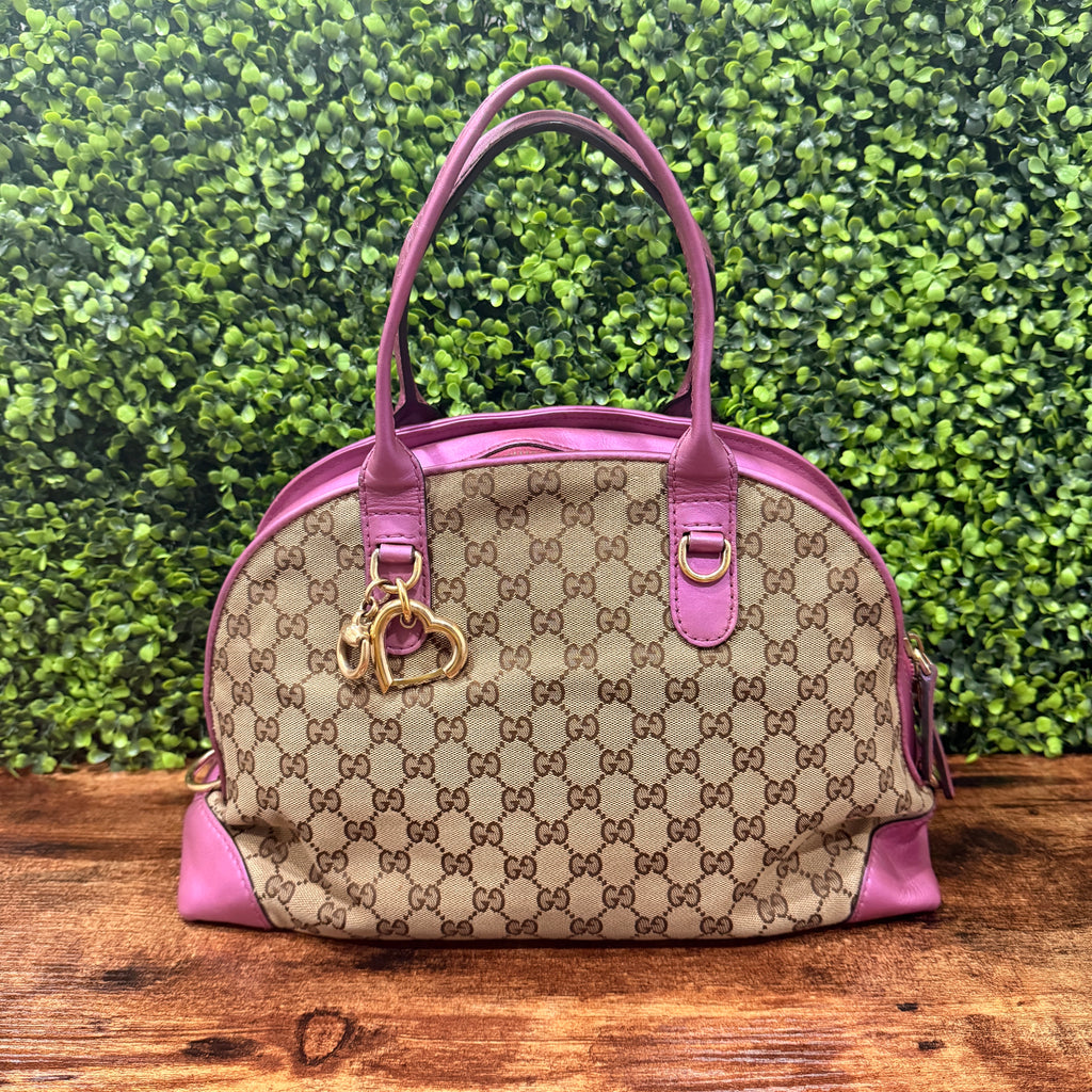 Gucci GG Canvas Heart Bit Pink